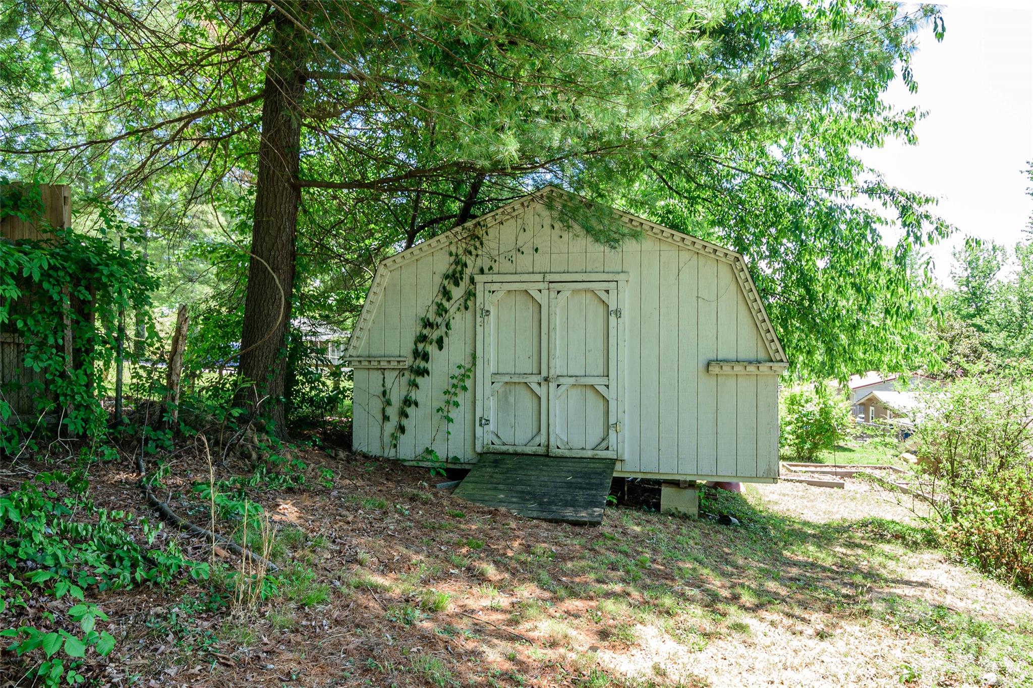 155 Chestnut Place Property Photo 35
