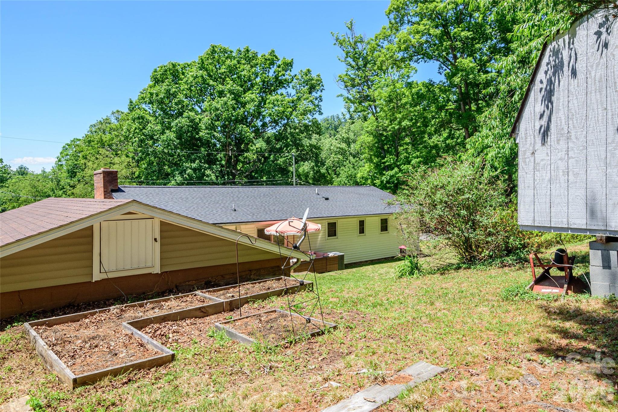155 Chestnut Place Property Photo 37