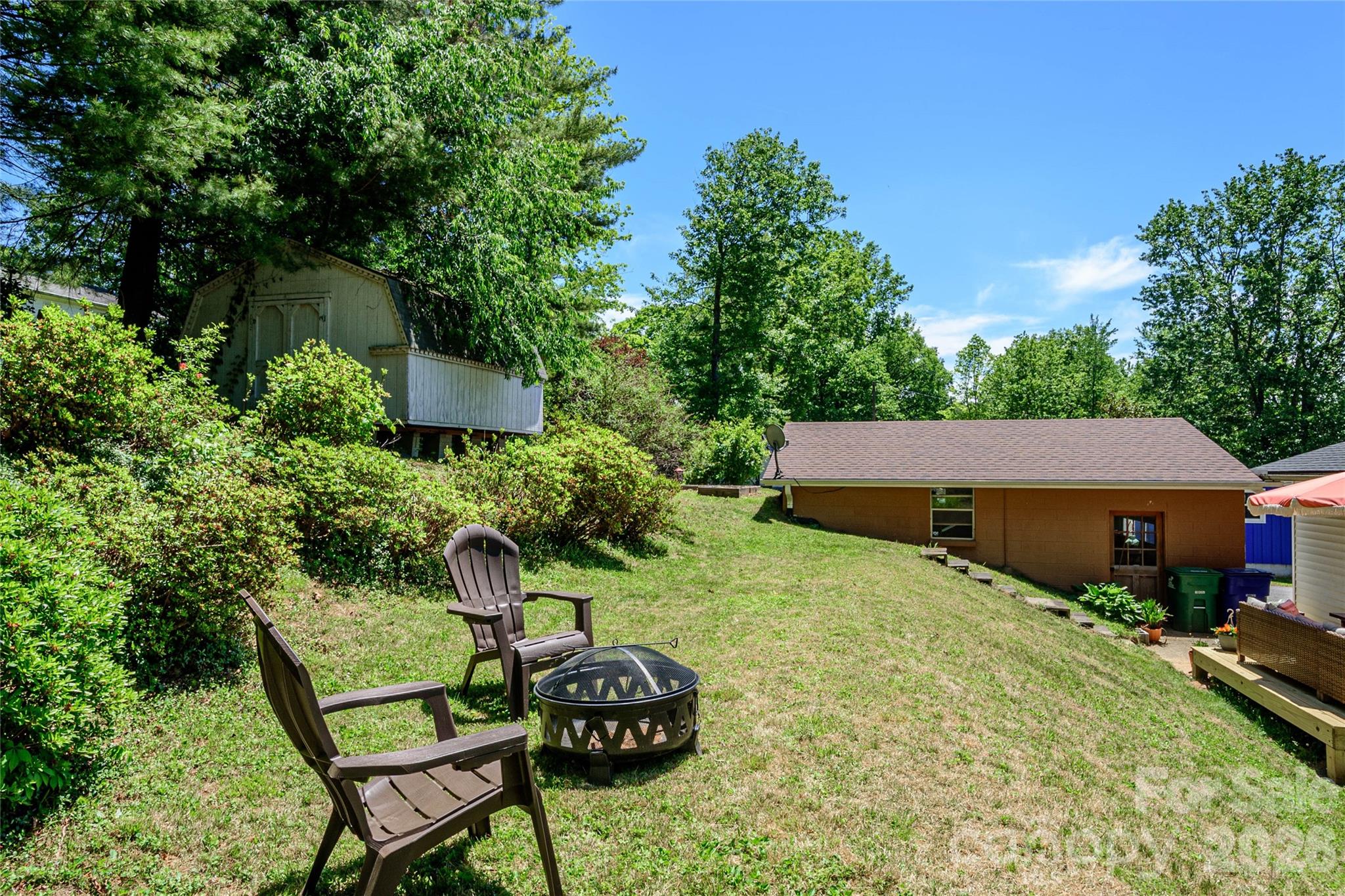 155 Chestnut Place Property Photo 38
