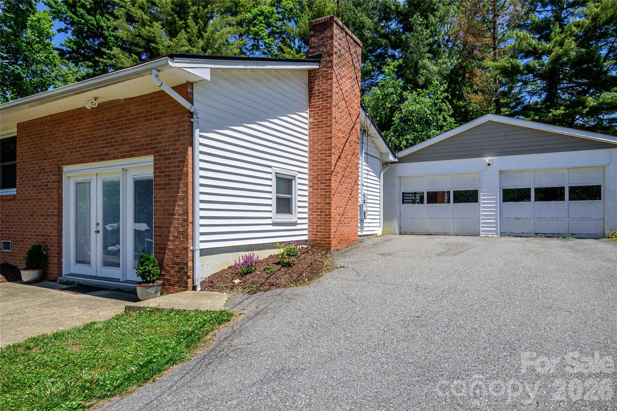 155 Chestnut Place Property Photo 45