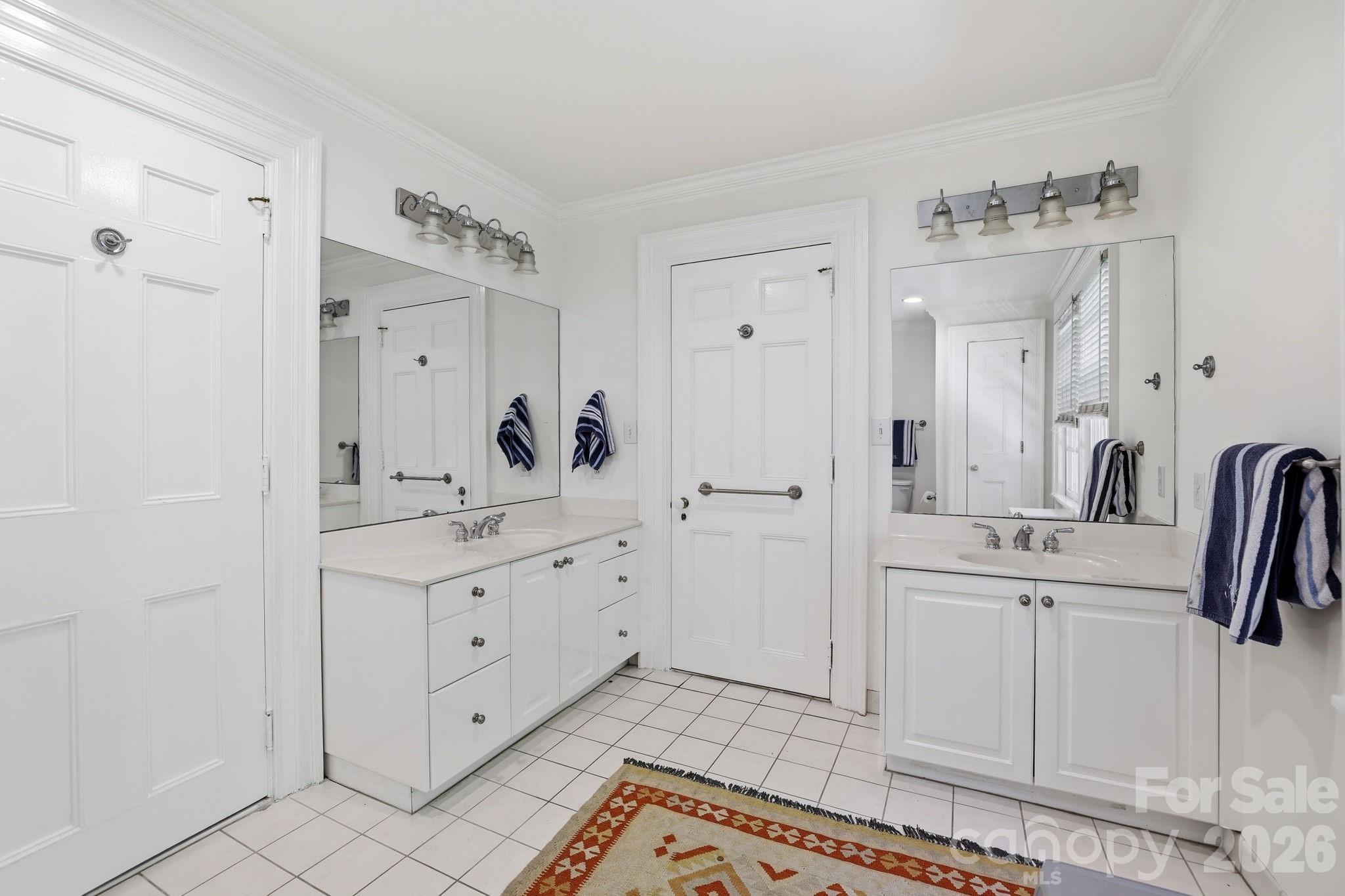 937 Granville Road Property Photo 37