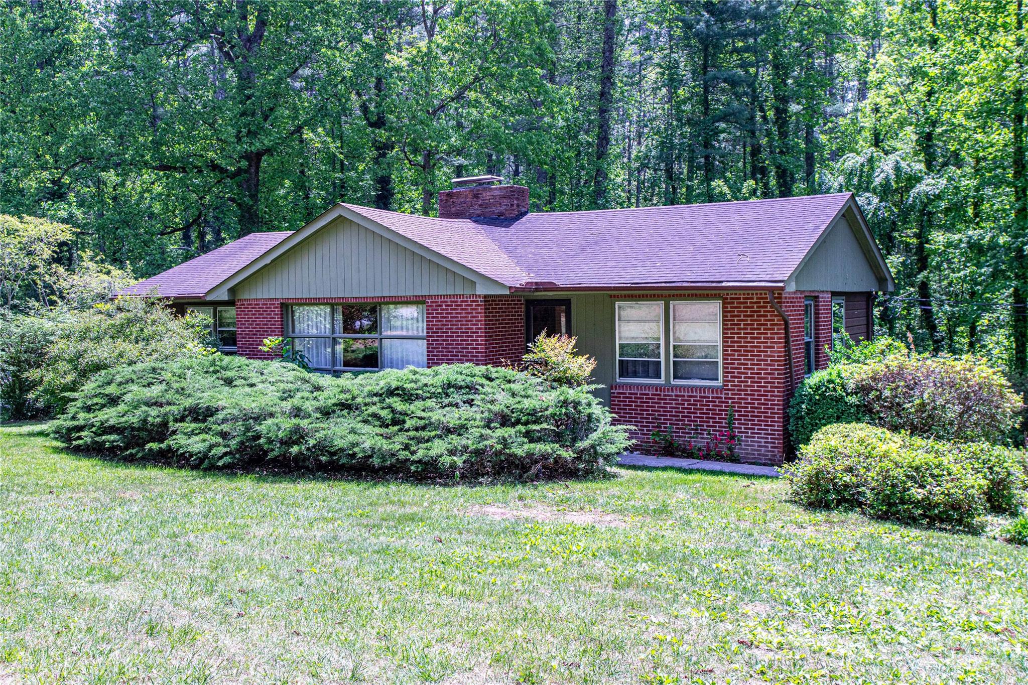 3004 Kanuga Road Property Photo 3