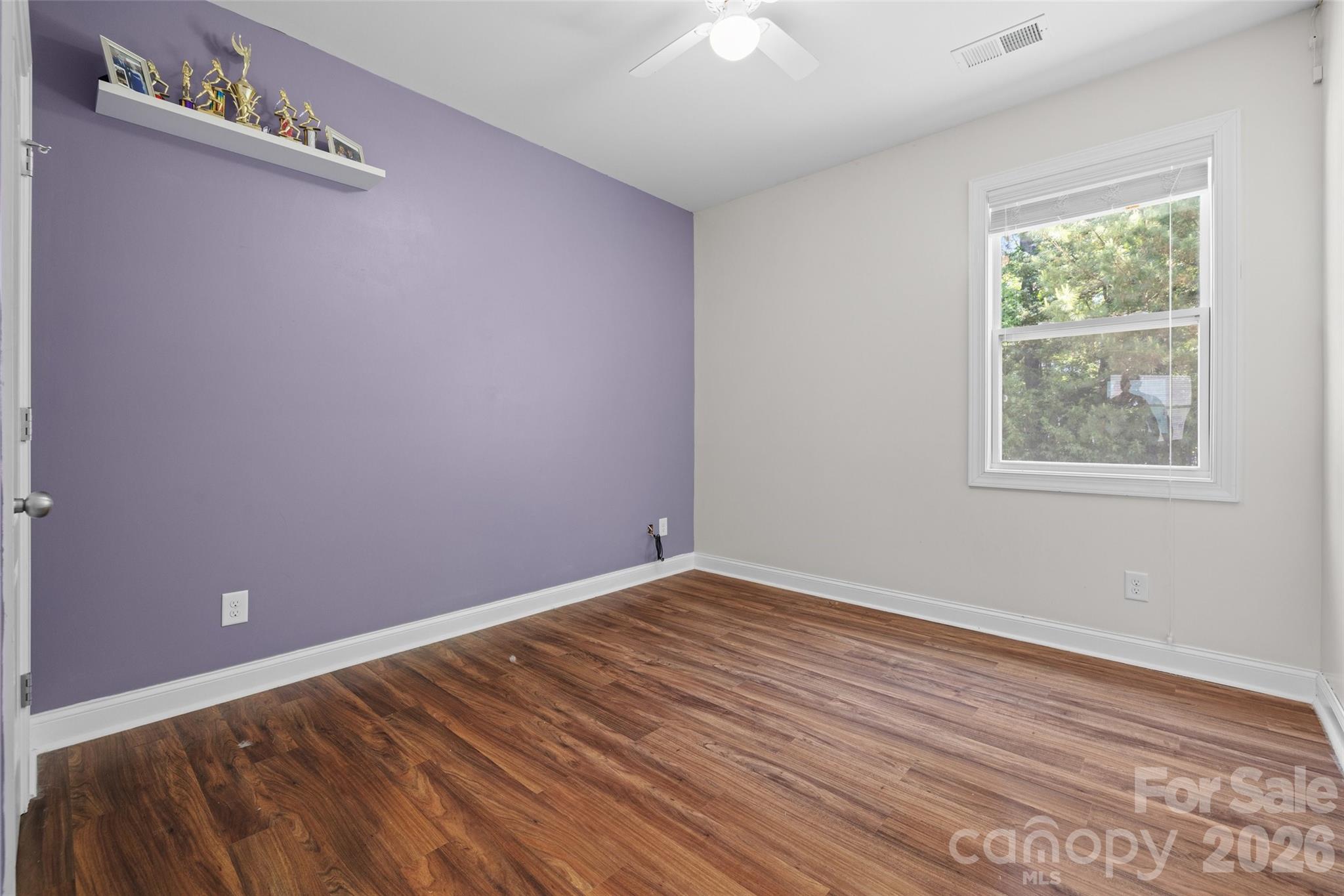 578 Daventry Court Property Photo 16