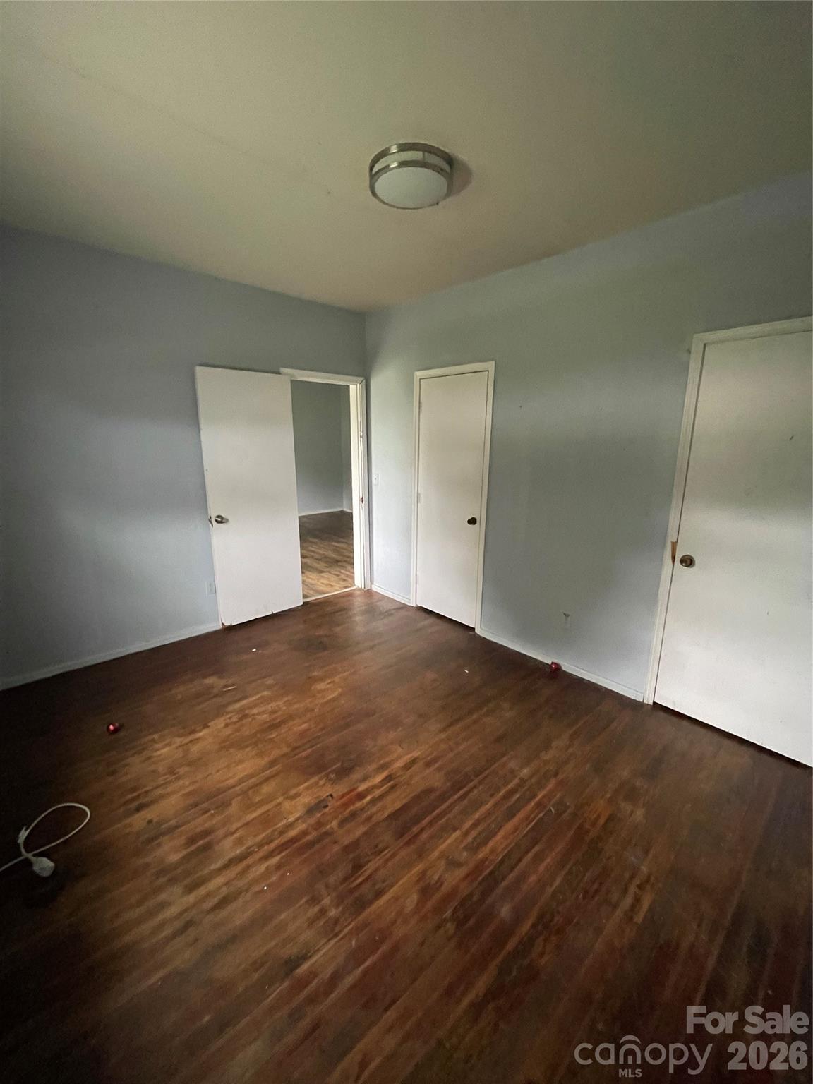 411 Klumac Road Property Photo 10
