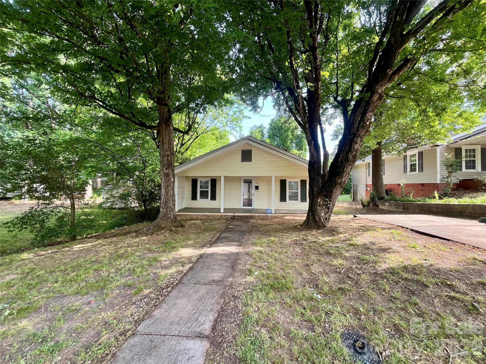 515 Spencer Avenue Property Photo 3