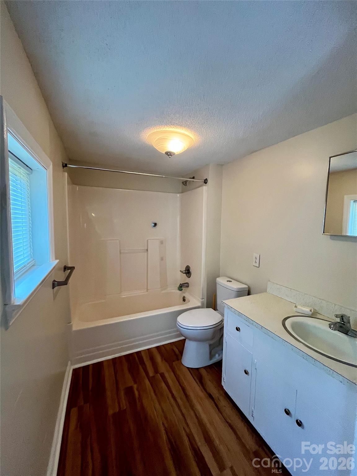 515 Spencer Avenue Property Photo 8