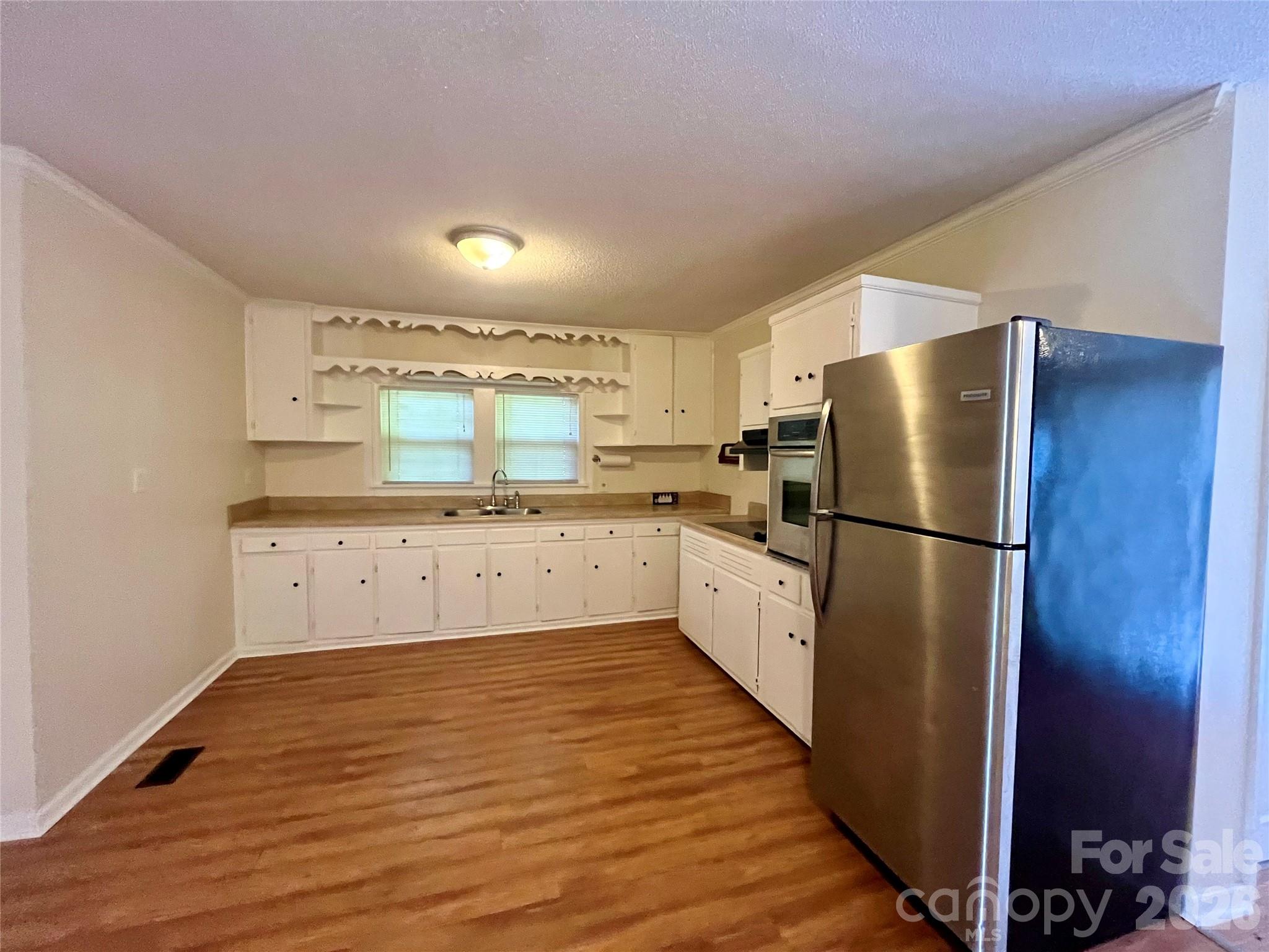515 Spencer Avenue Property Photo 11