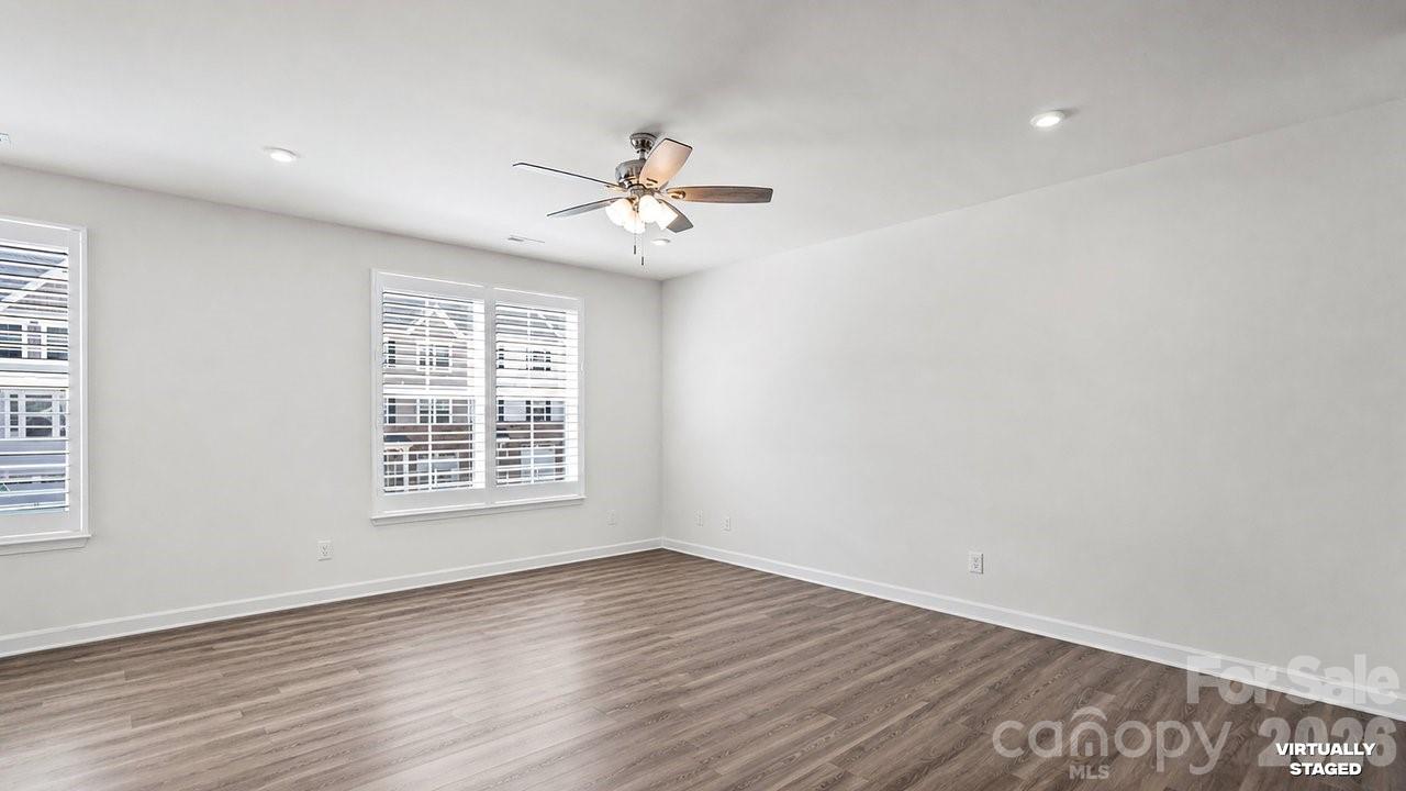 2607 Grantham Place Drive Property Photo 3