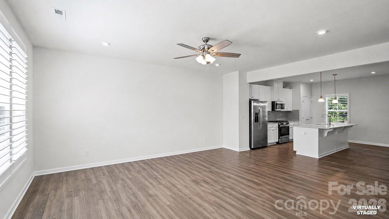 2607 Grantham Place Drive Property Photo 7