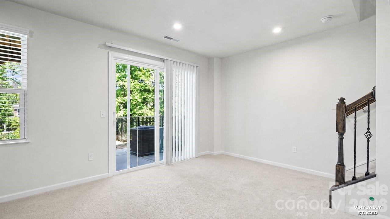 2607 Grantham Place Drive Property Photo 22