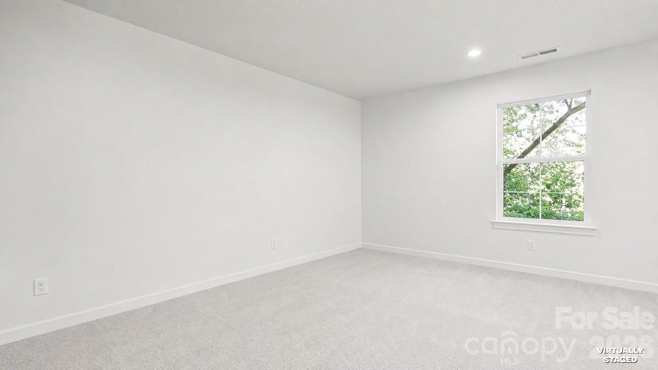 2607 Grantham Place Drive Property Photo 25