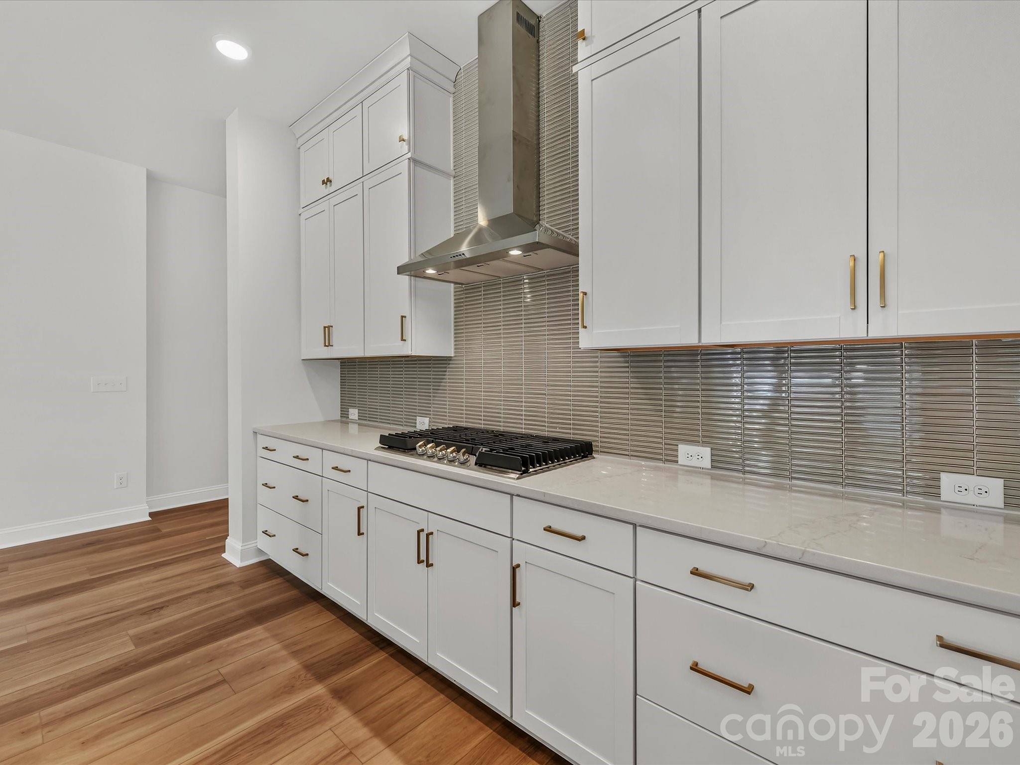 552 Cape Cod Way Property Photo 10