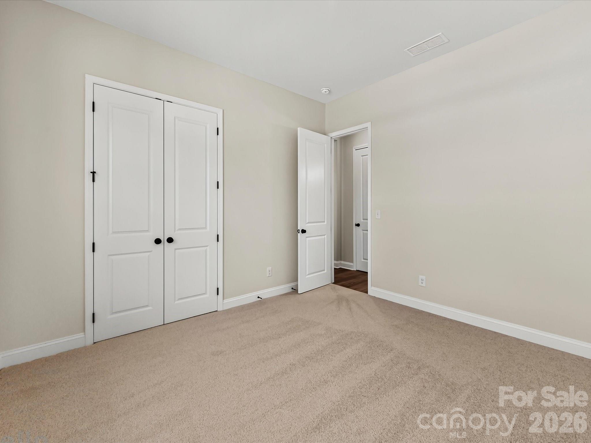 552 Cape Cod Way Property Photo 14