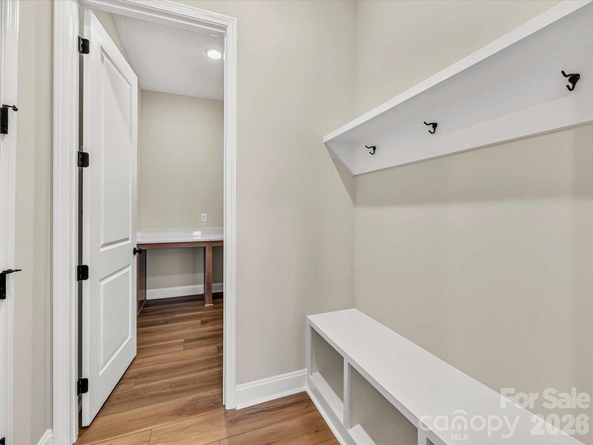 552 Cape Cod Way Property Photo 17