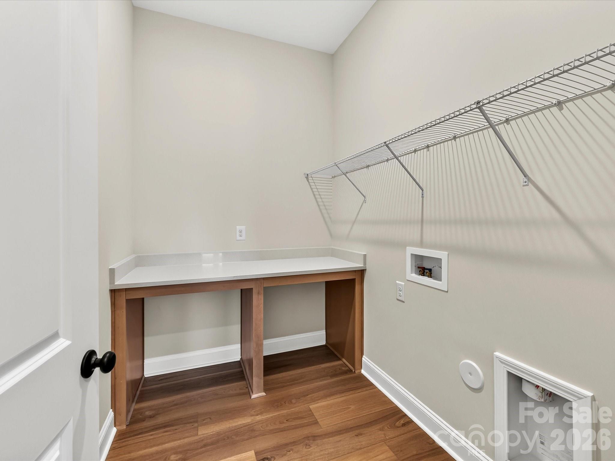 552 Cape Cod Way Property Photo 18