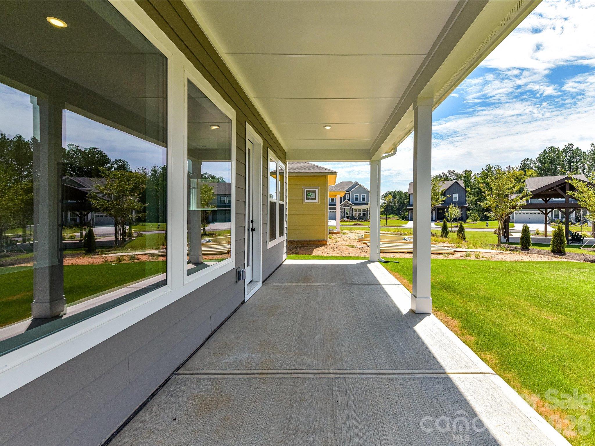 552 Cape Cod Way Property Photo 24