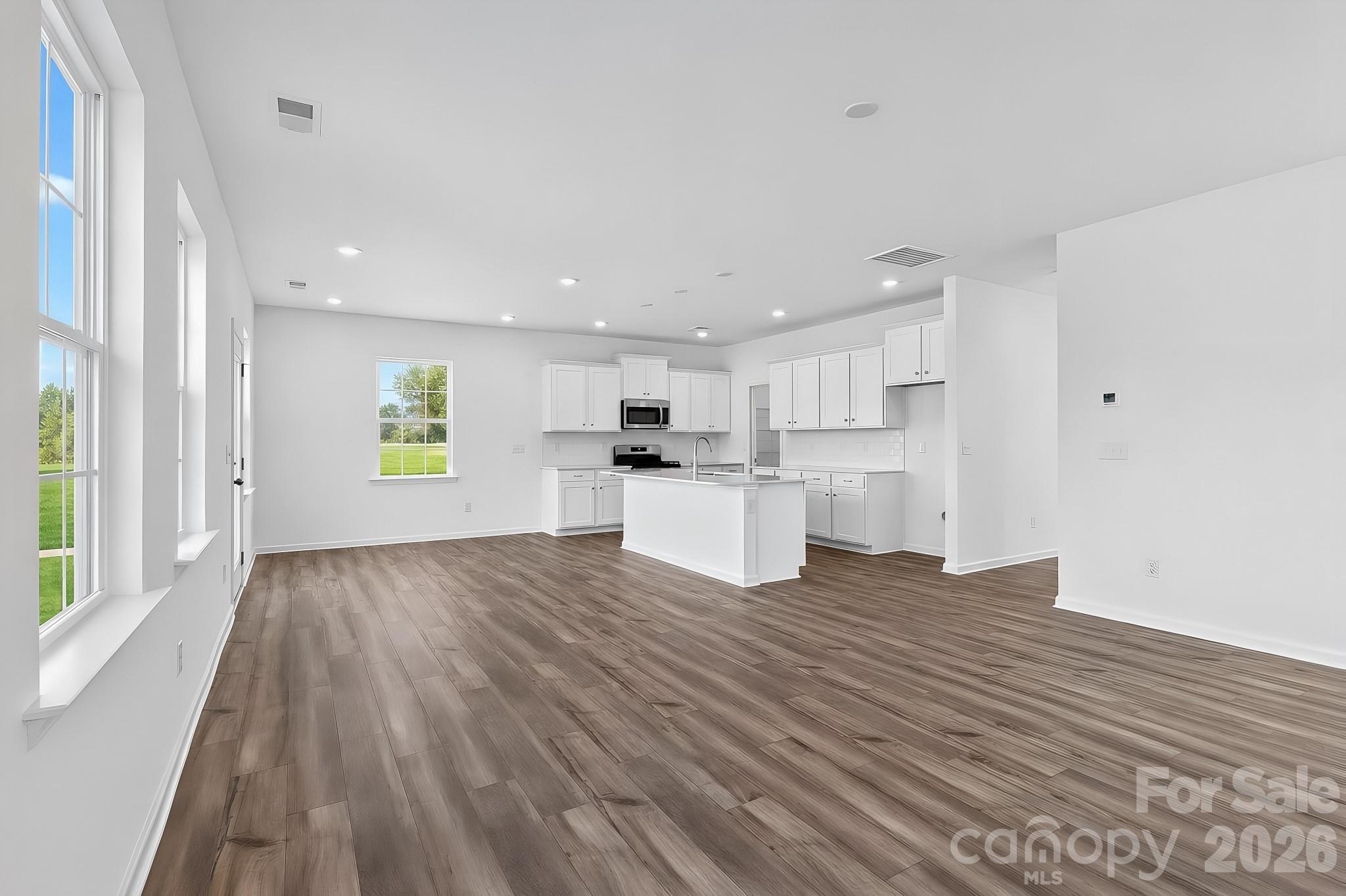 7068 Juneberry Way Property Photo 10
