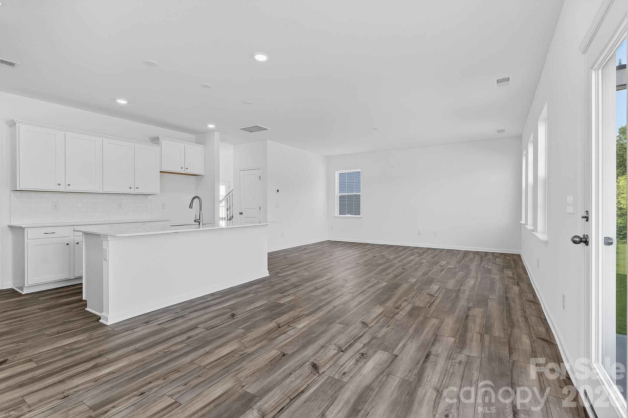 7068 Juneberry Way Property Photo 23