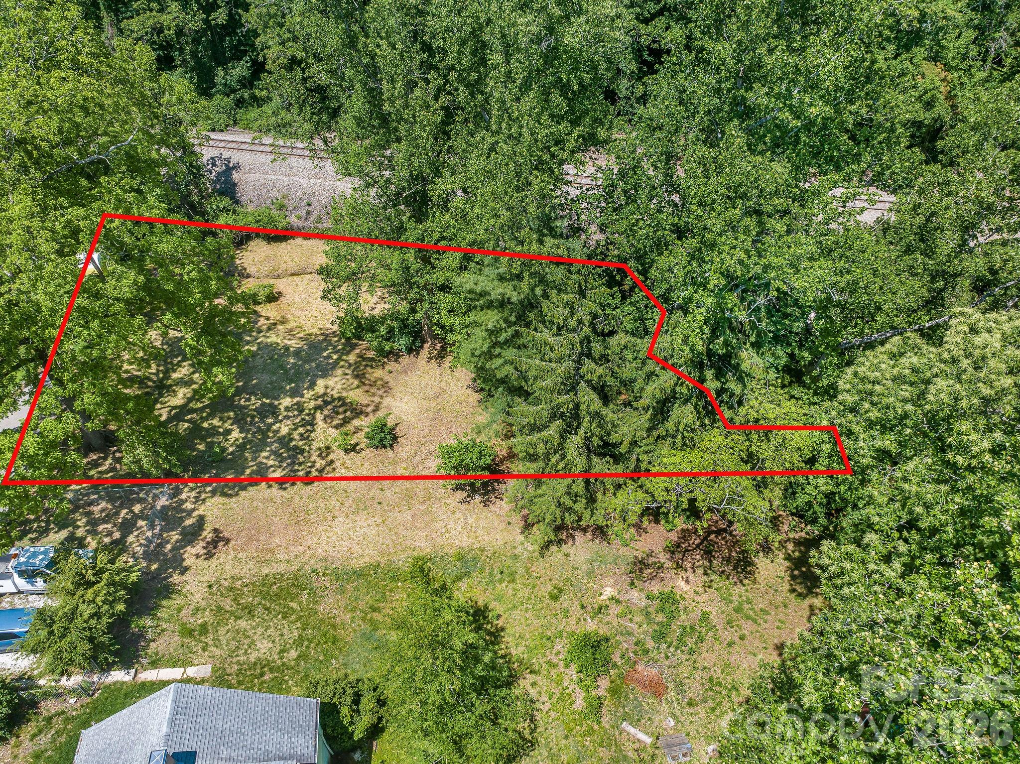 28 Pinecrest Drive 2 Property Photo 1
