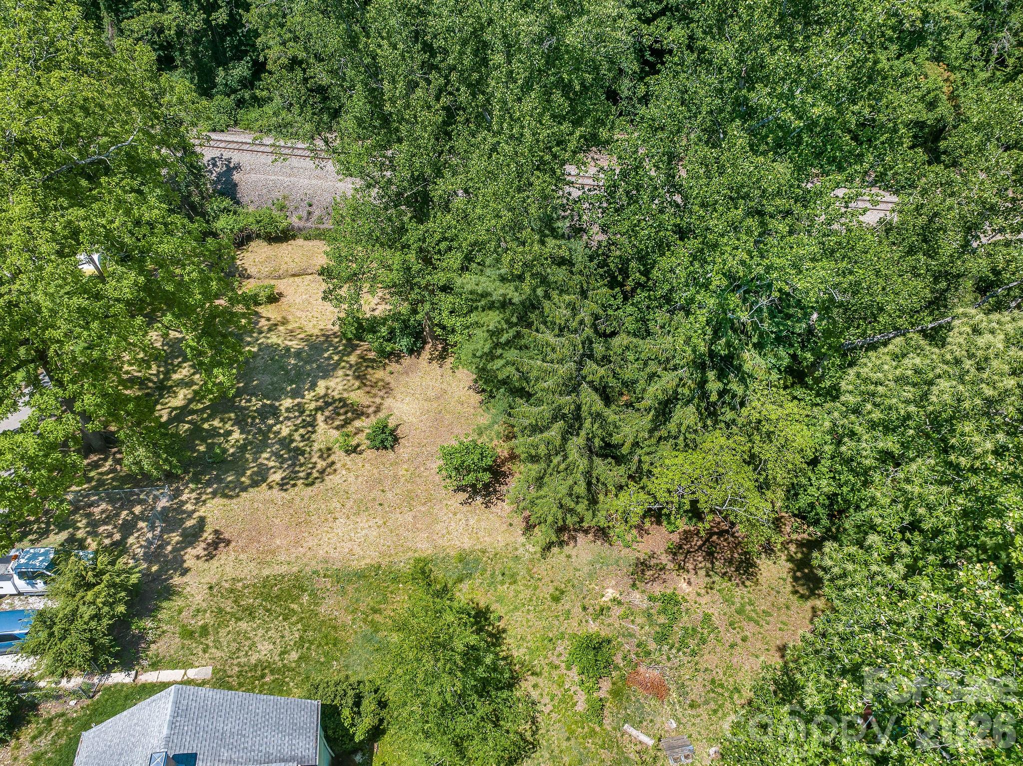 28 Pinecrest Drive 2 Property Photo 4