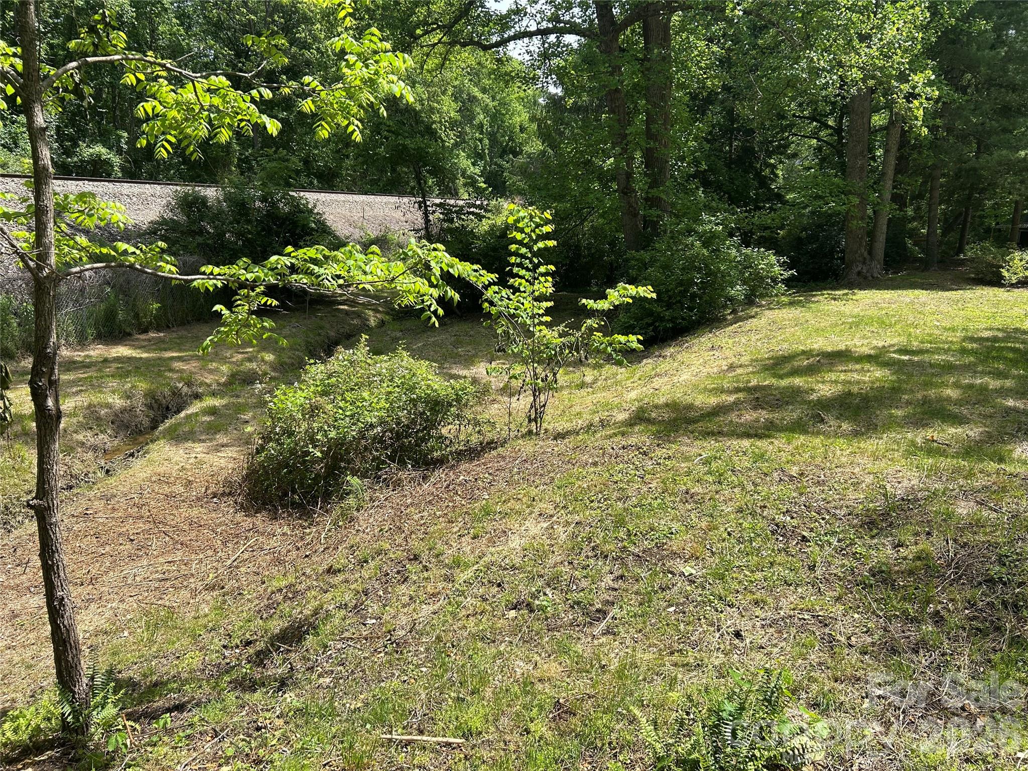 28 Pinecrest Drive 2 Property Photo 17
