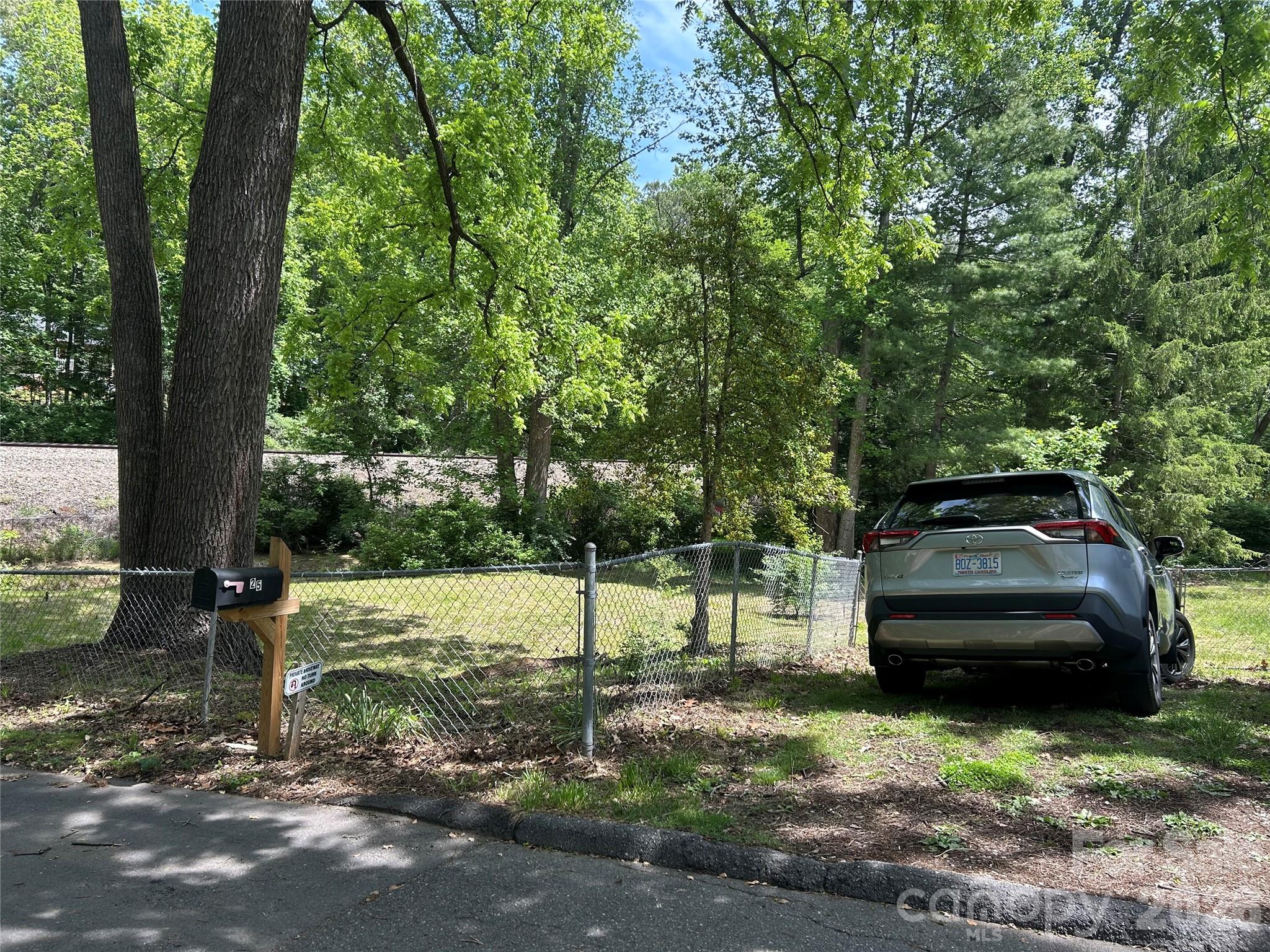 28 Pinecrest Drive 2 Property Photo 18