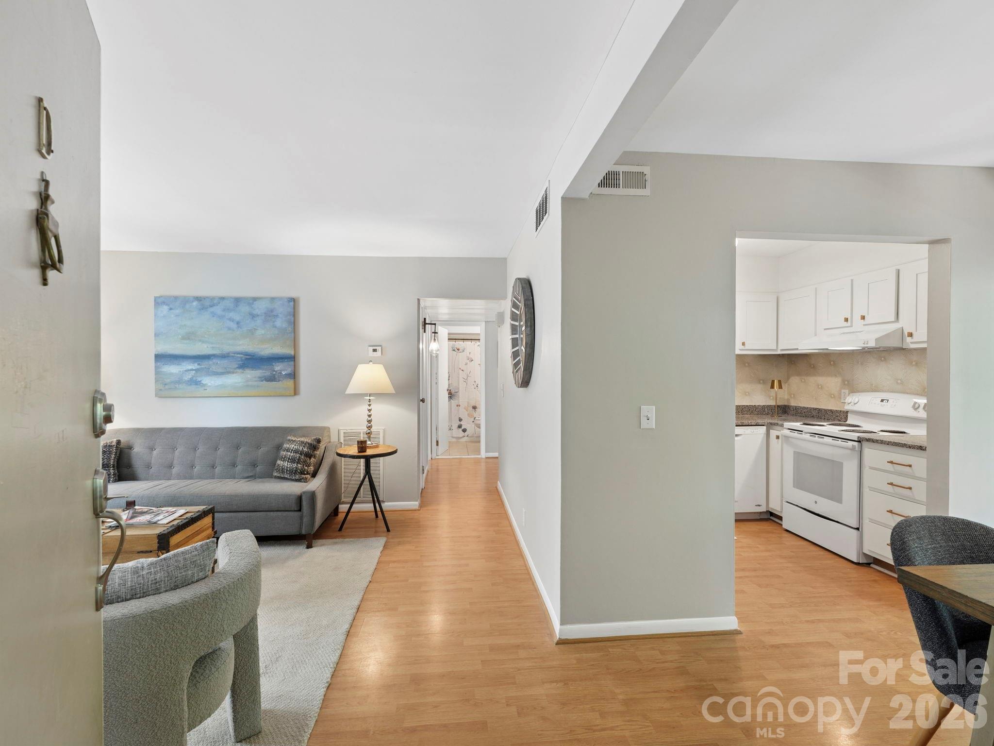 2628 Park Road D Property Photo 10