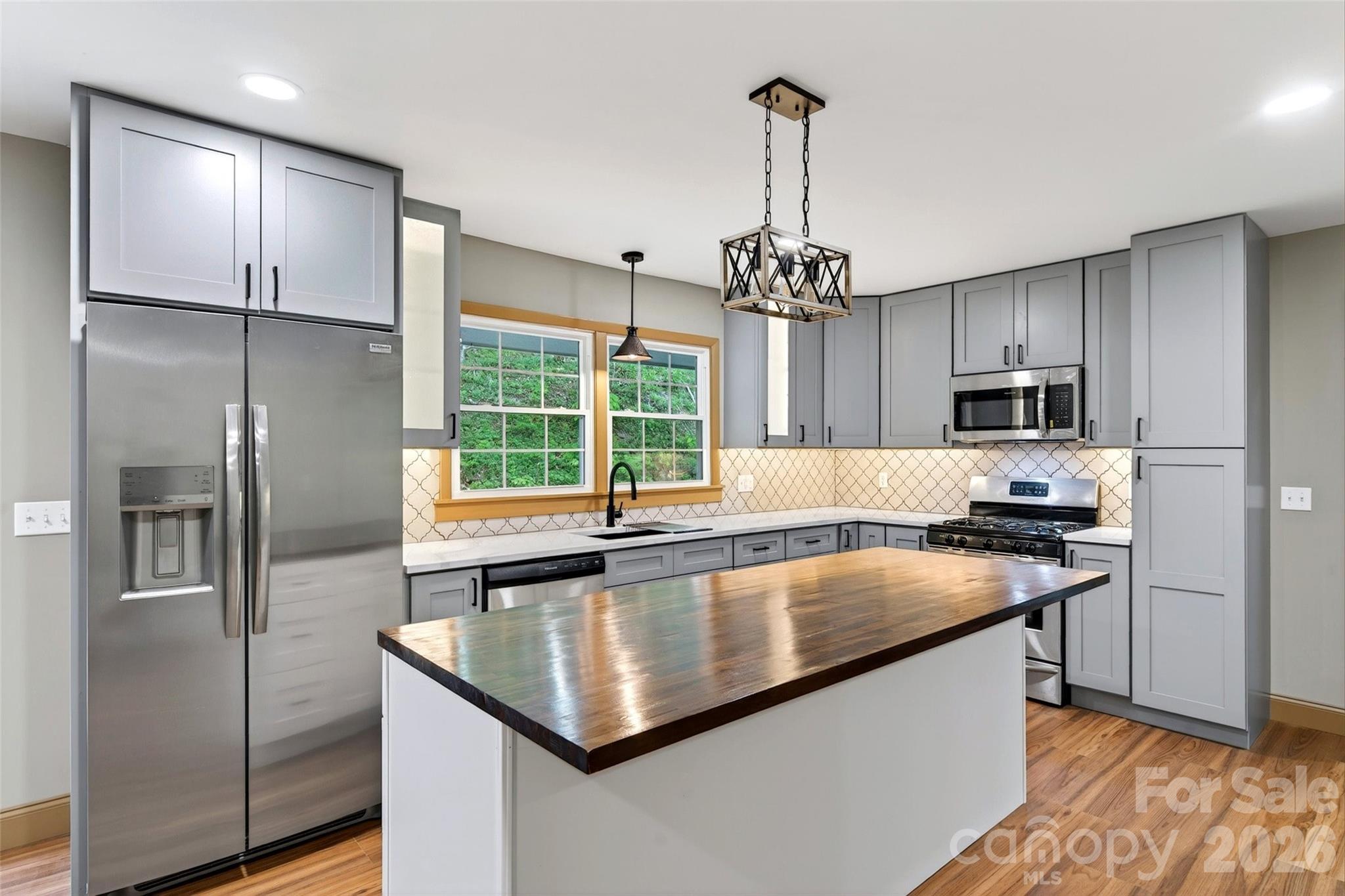 3781 S 226 Highway Property Photo 1