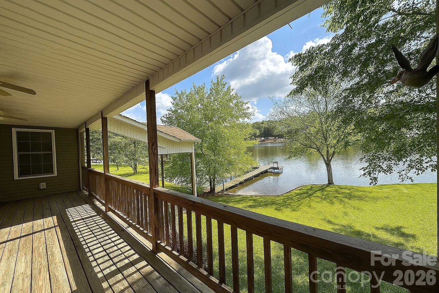 2504 Cottage Lane Property Photo 1