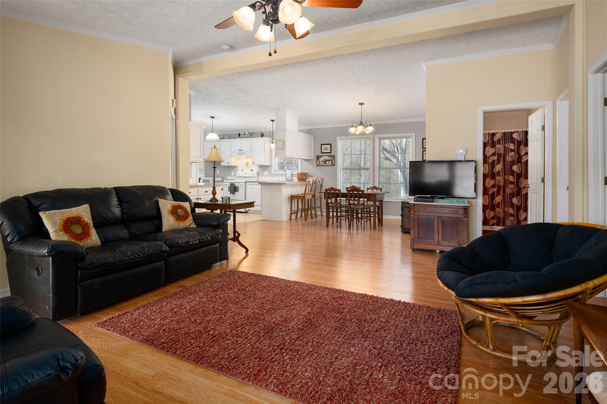 2504 Cottage Lane Property Photo 19
