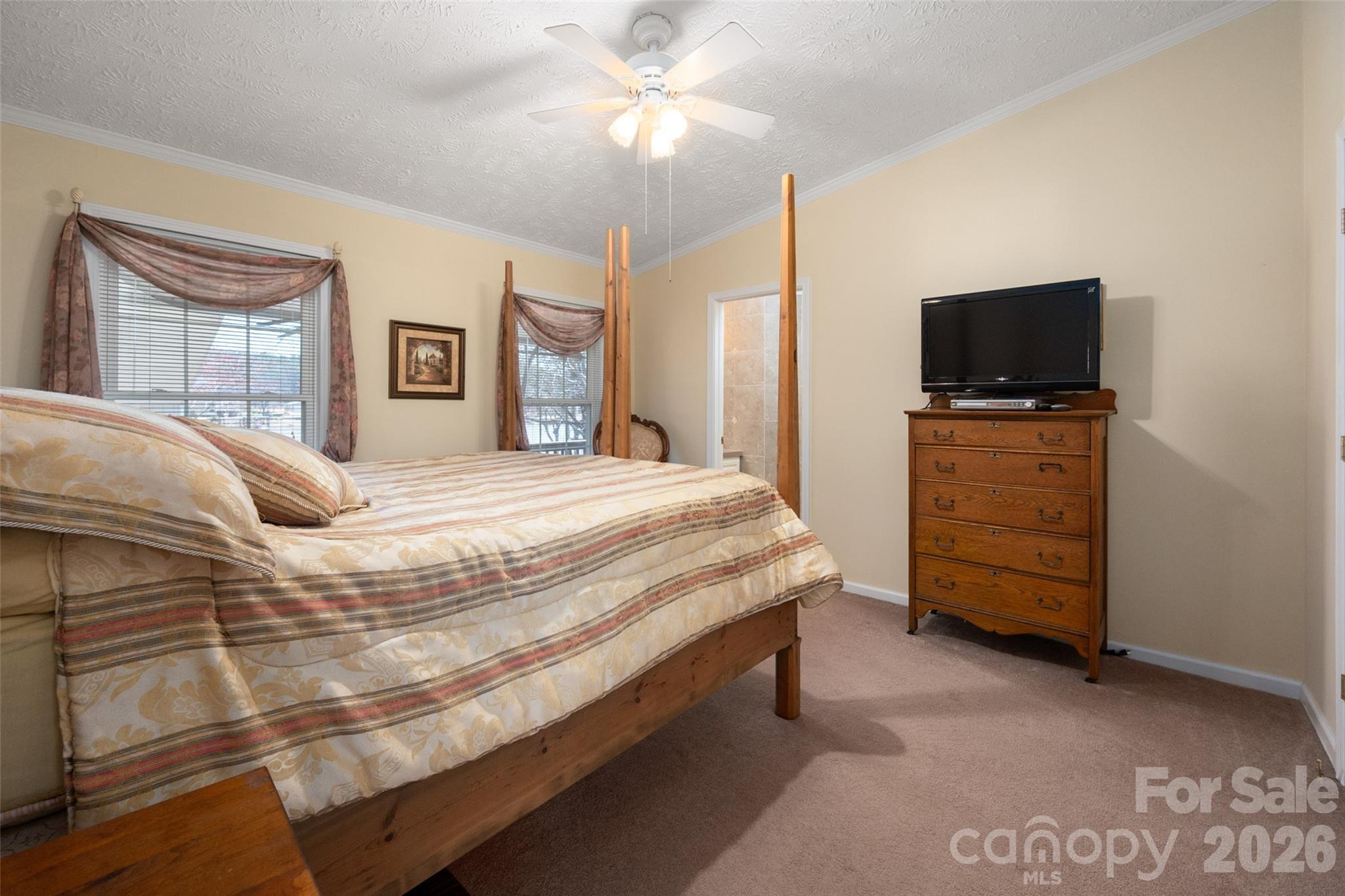 2504 Cottage Lane Property Photo 24