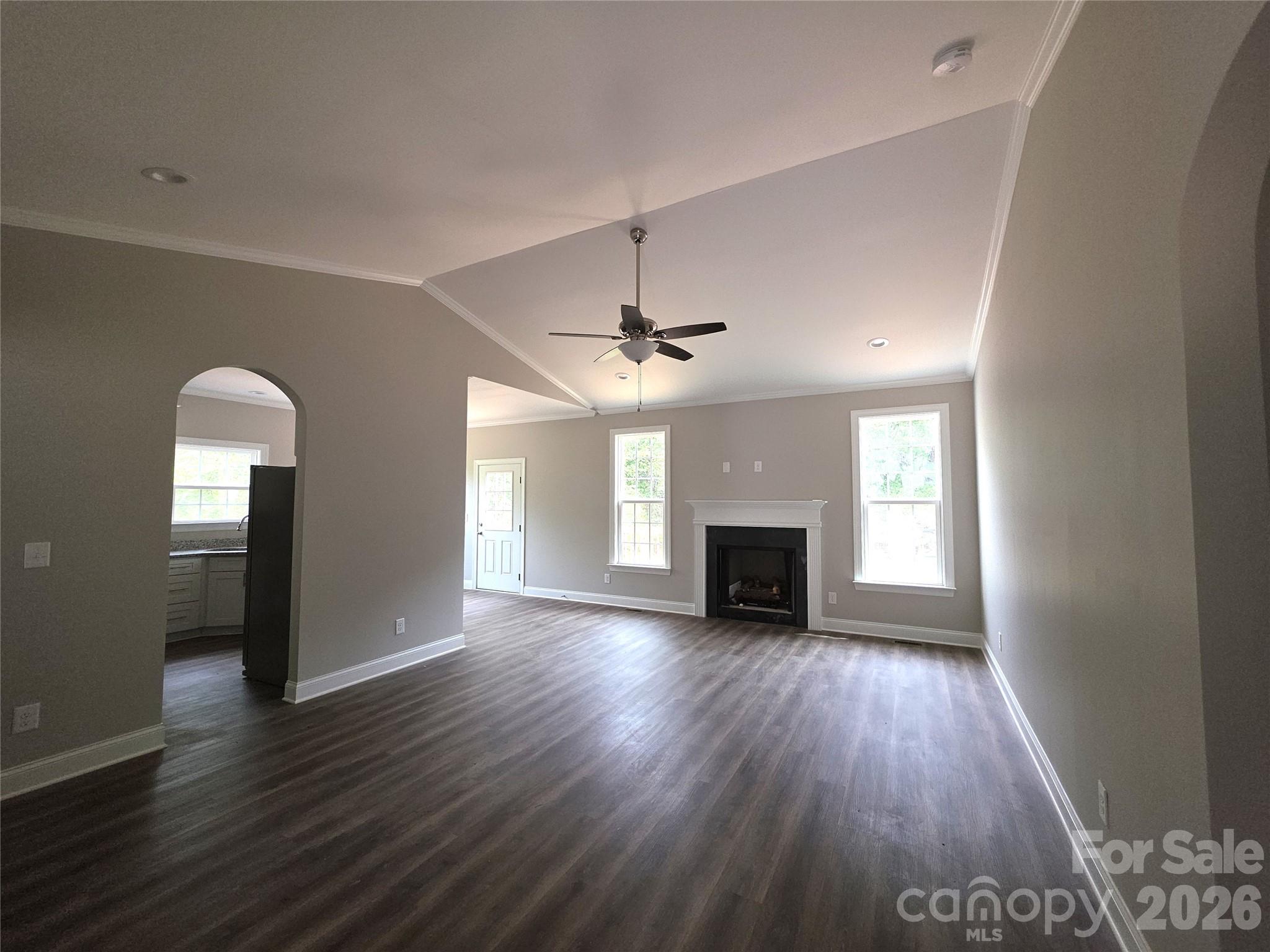 125 Kiser Street Property Photo 6