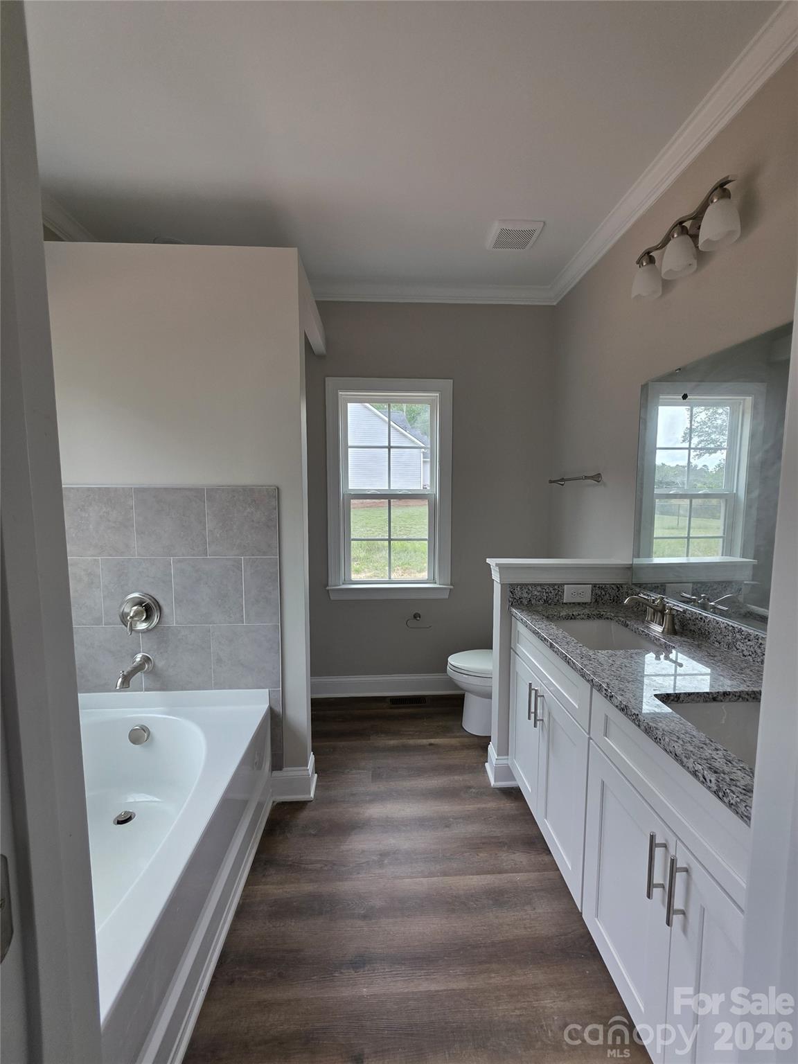 125 Kiser Street Property Photo 11