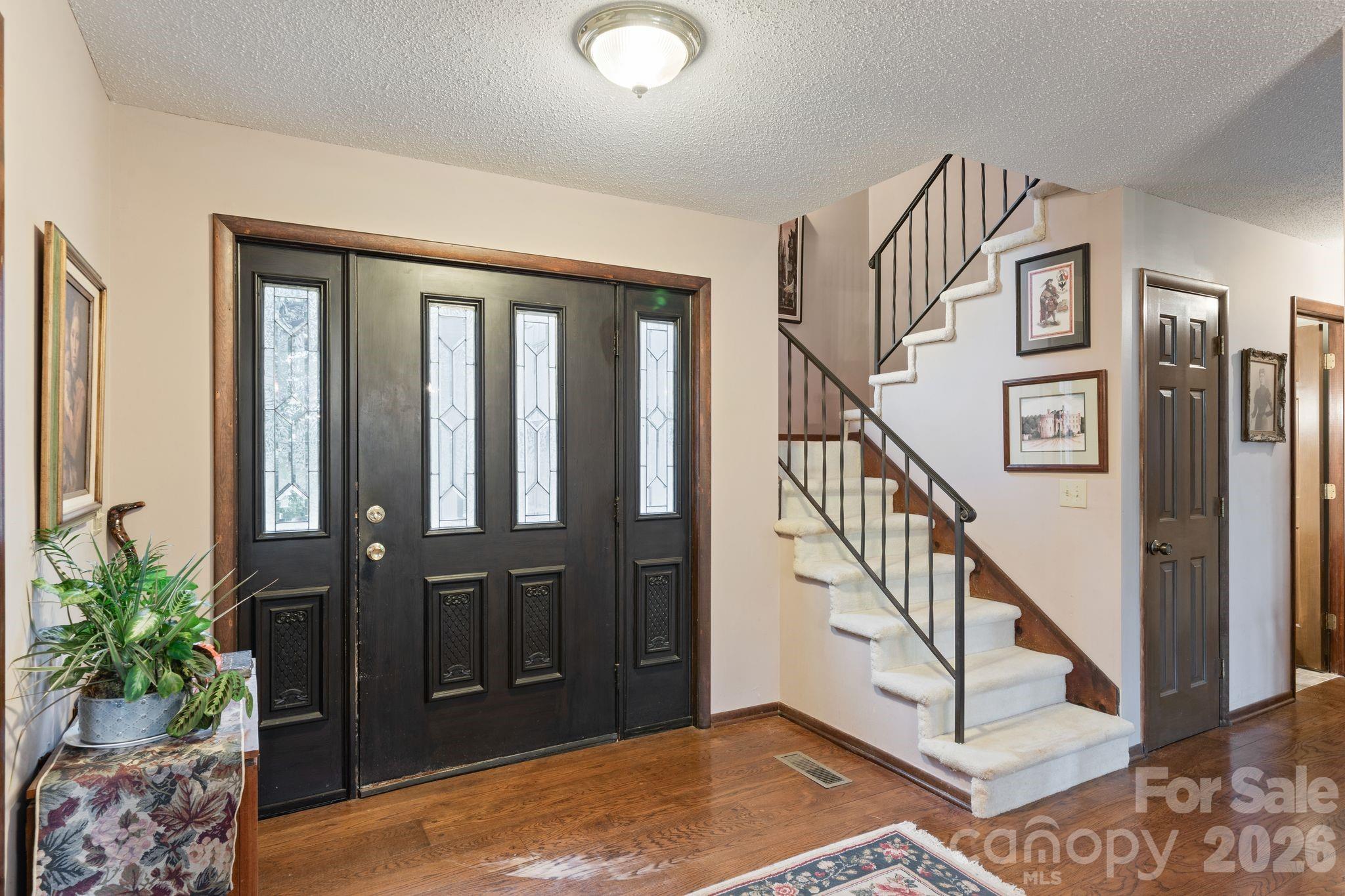 415 Reel Hollow Road Property Photo 10