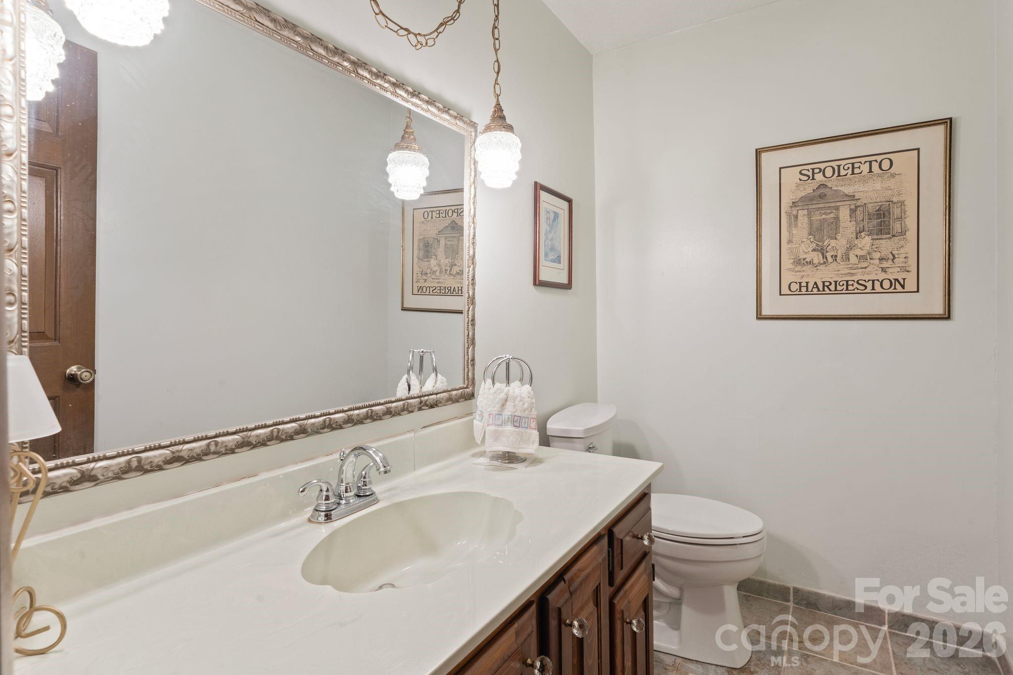 415 Reel Hollow Road Property Photo 35