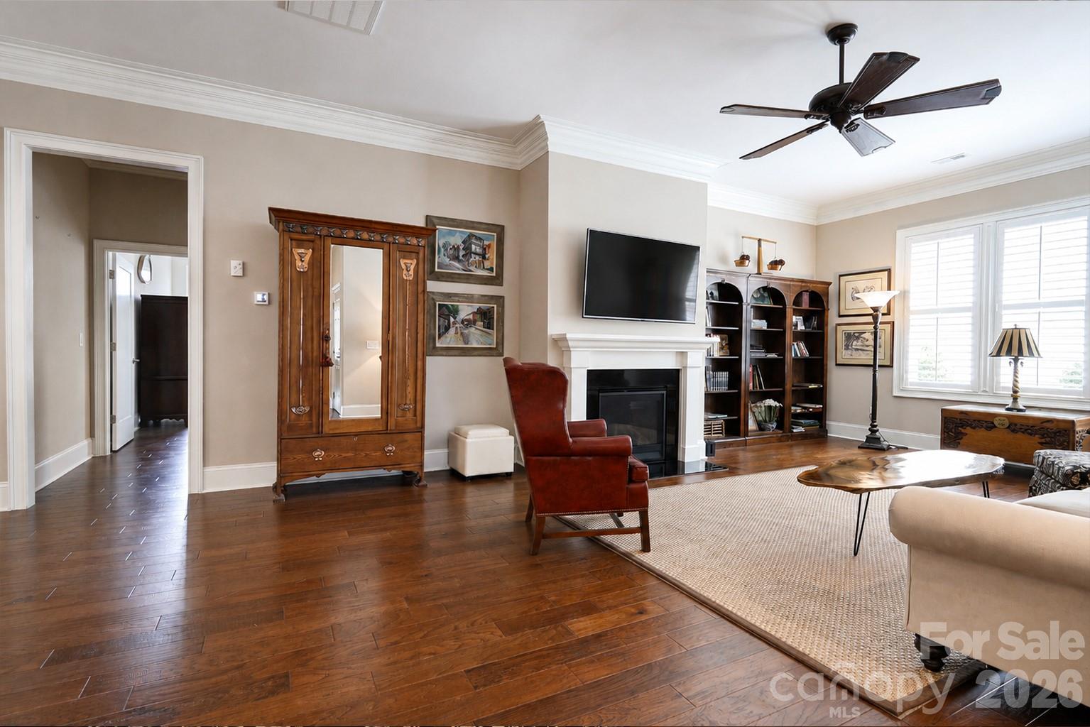 143 Inspired Way Property Photo 6