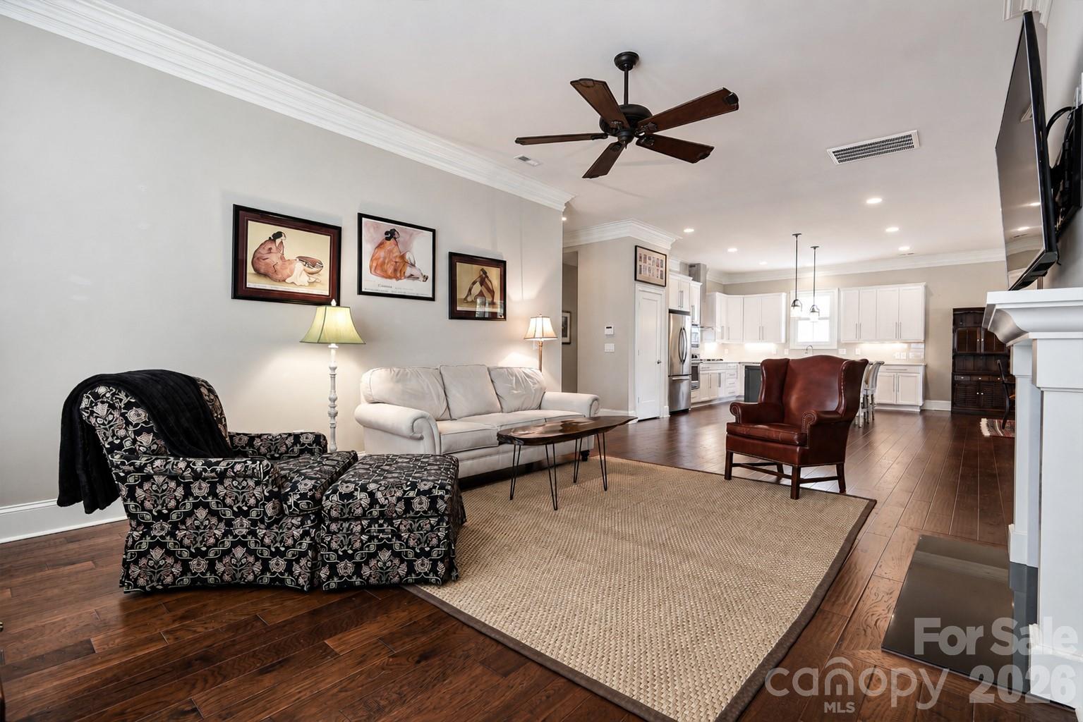 143 Inspired Way Property Photo 10