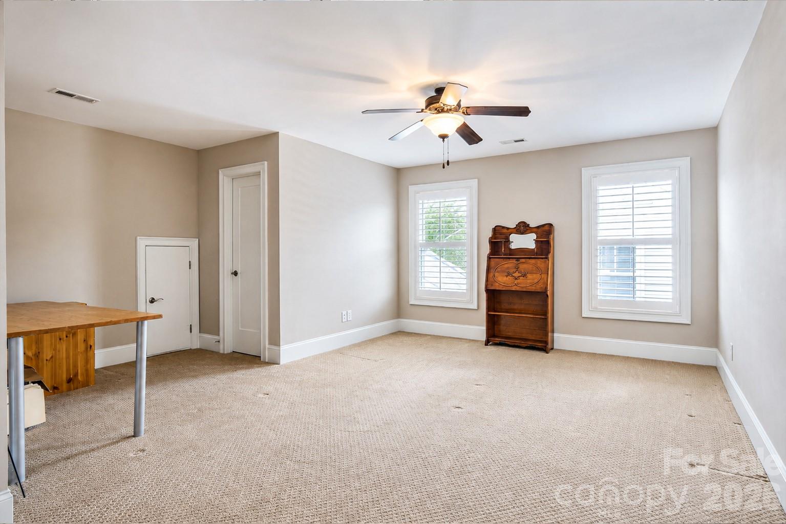 143 Inspired Way Property Photo 27