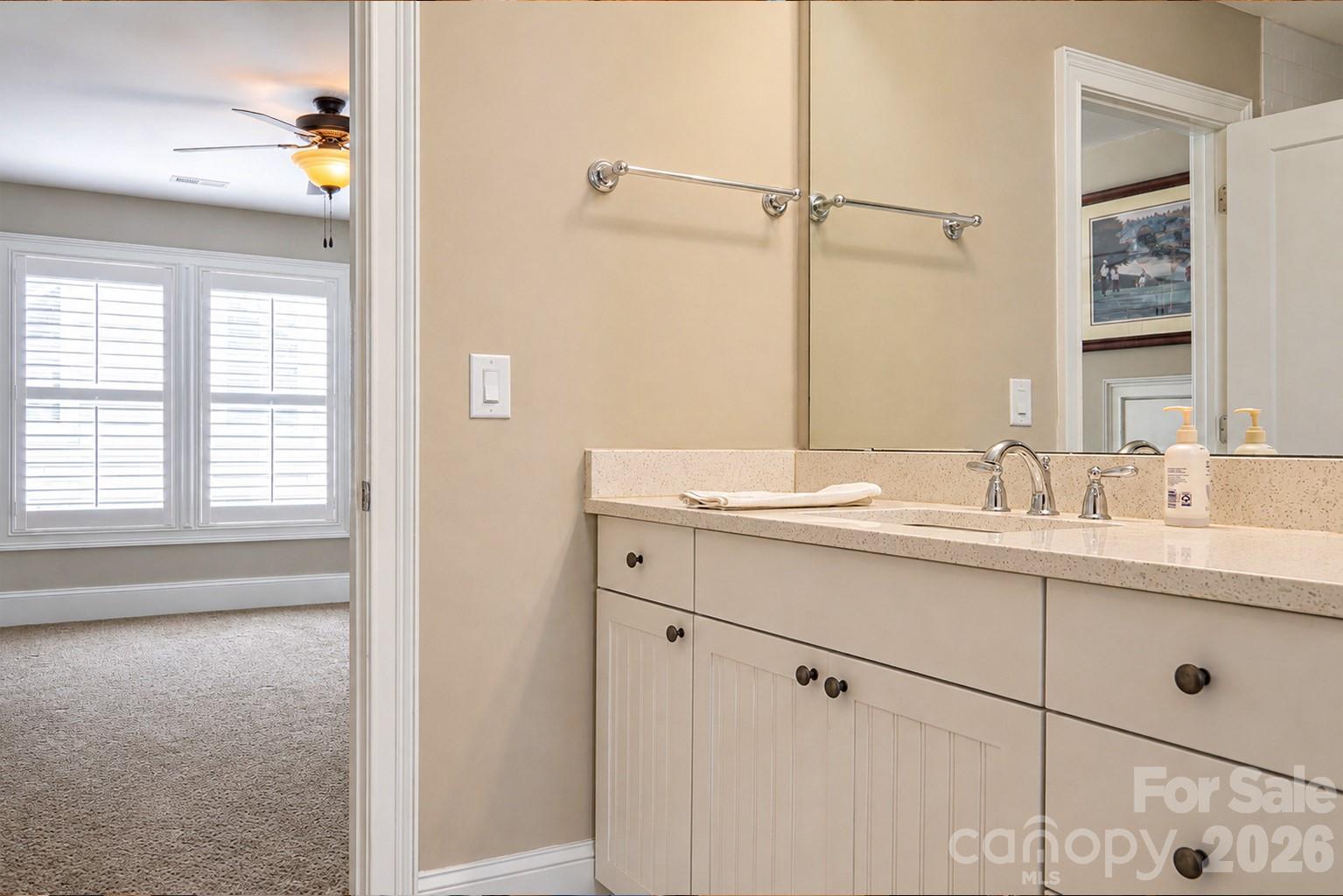 143 Inspired Way Property Photo 31