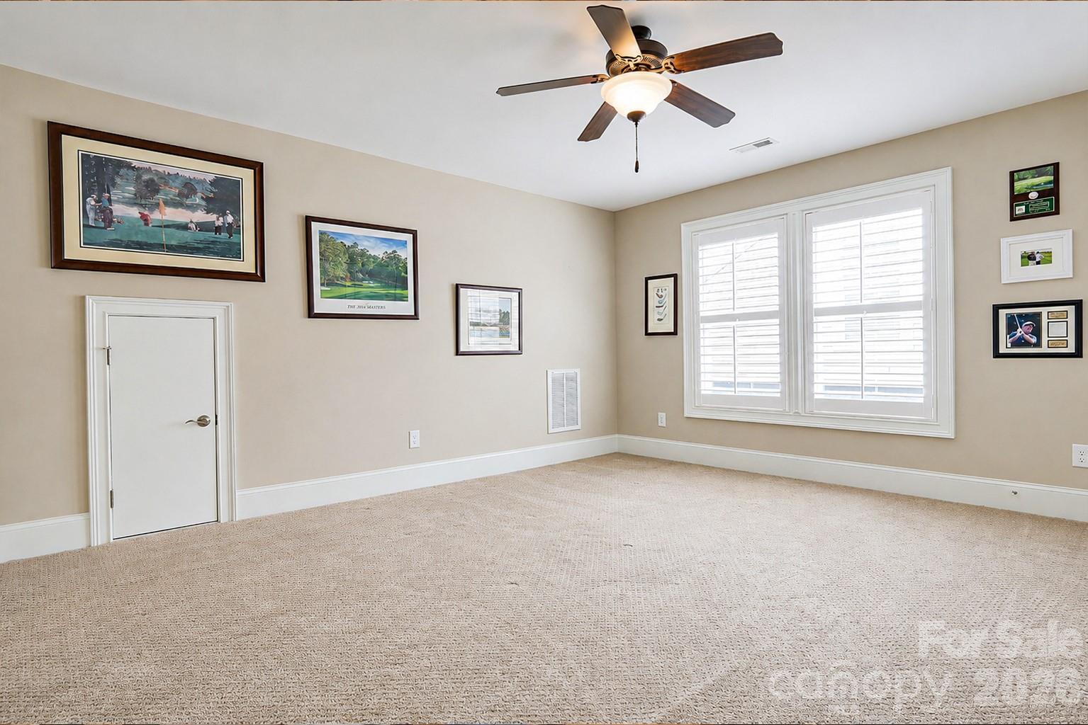 143 Inspired Way Property Photo 32