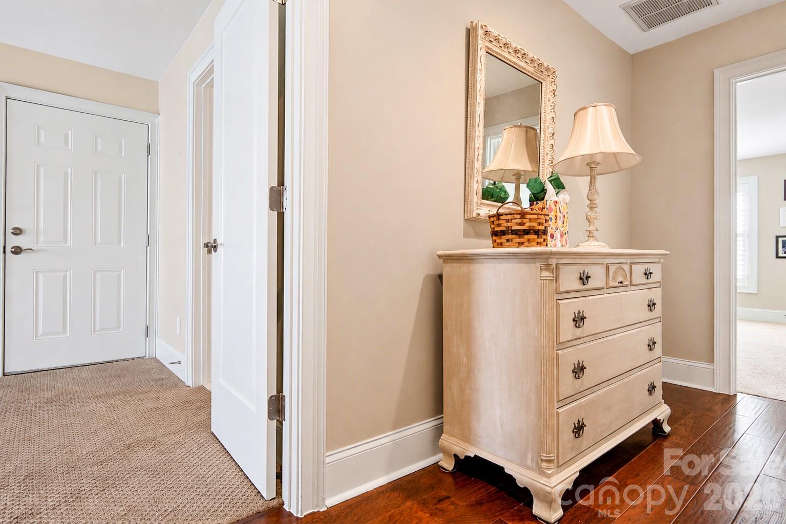 143 Inspired Way Property Photo 34