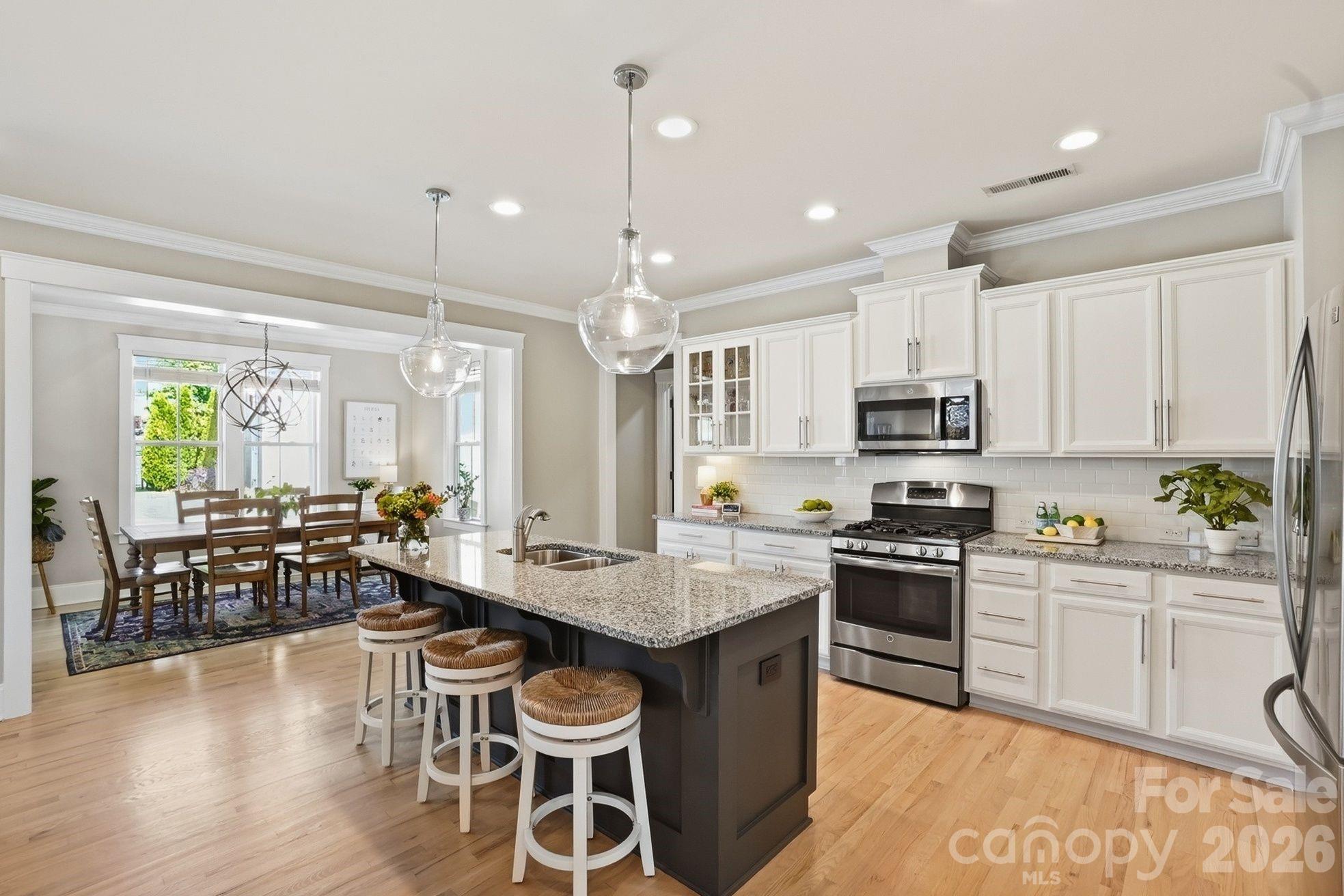 783 Waterscape Court Property Photo 1