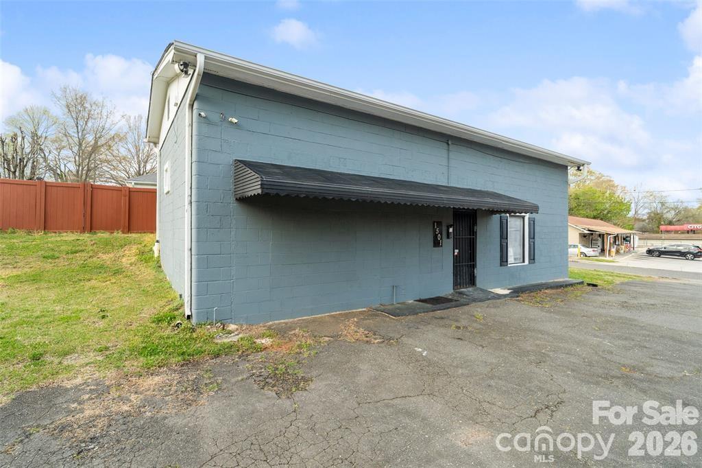 1501 S Marietta Street Property Photo 1