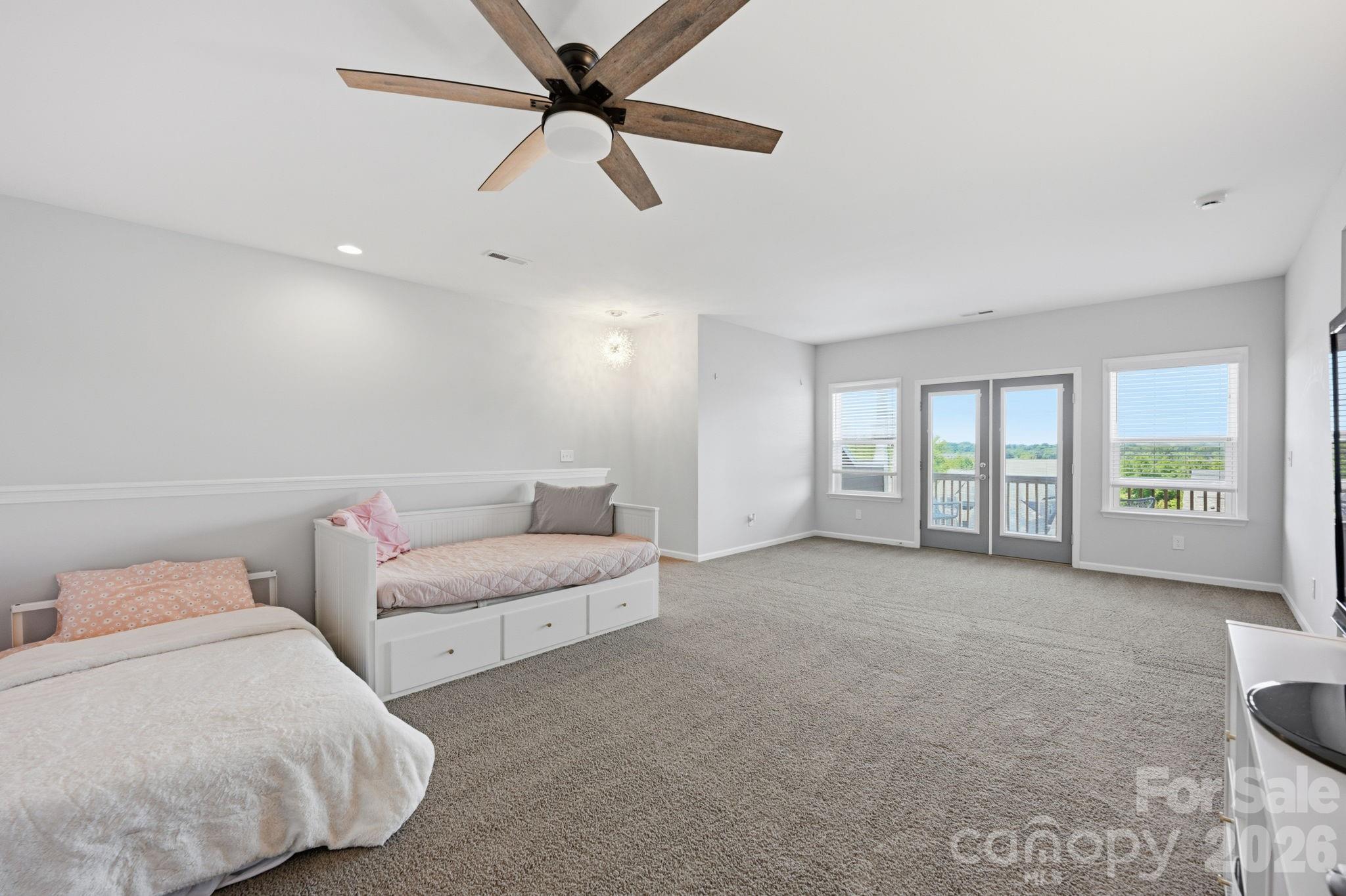134 Winterberry Street Property Photo 29