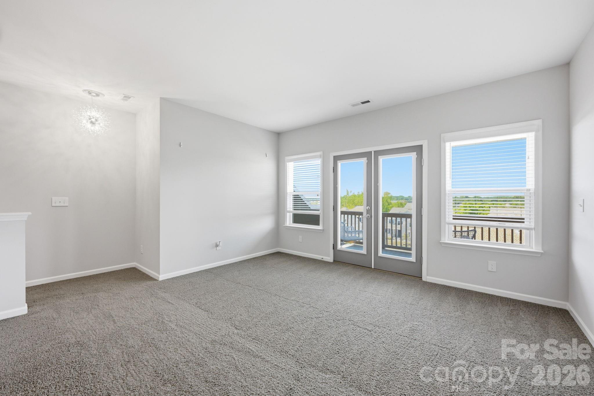 134 Winterberry Street Property Photo 30