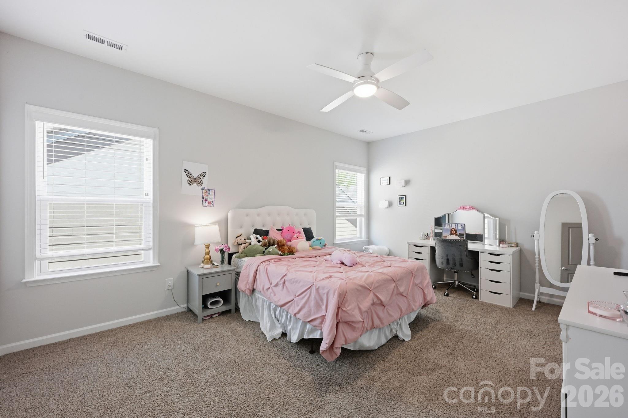 134 Winterberry Street Property Photo 31