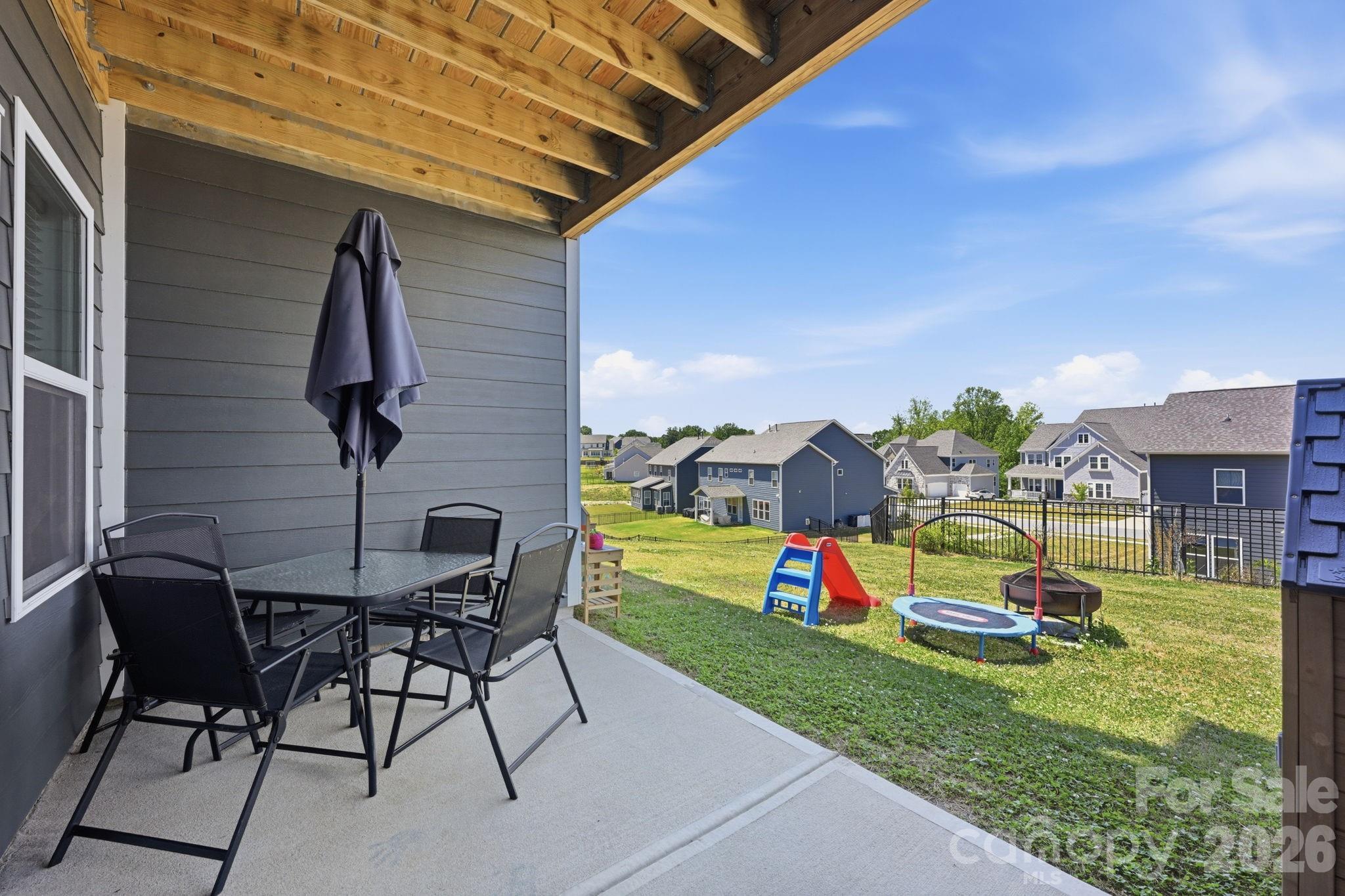 134 Winterberry Street Property Photo 42