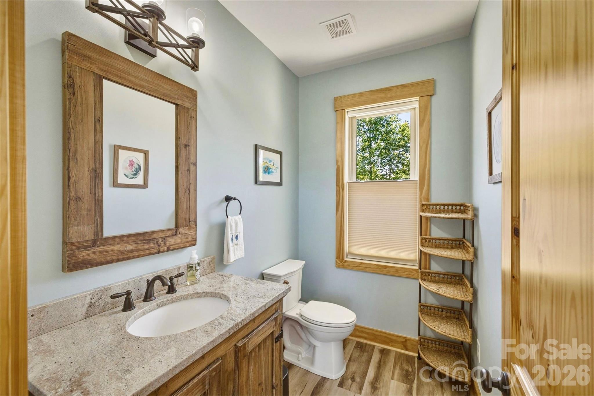 5564 Table View Lane Property Photo 18