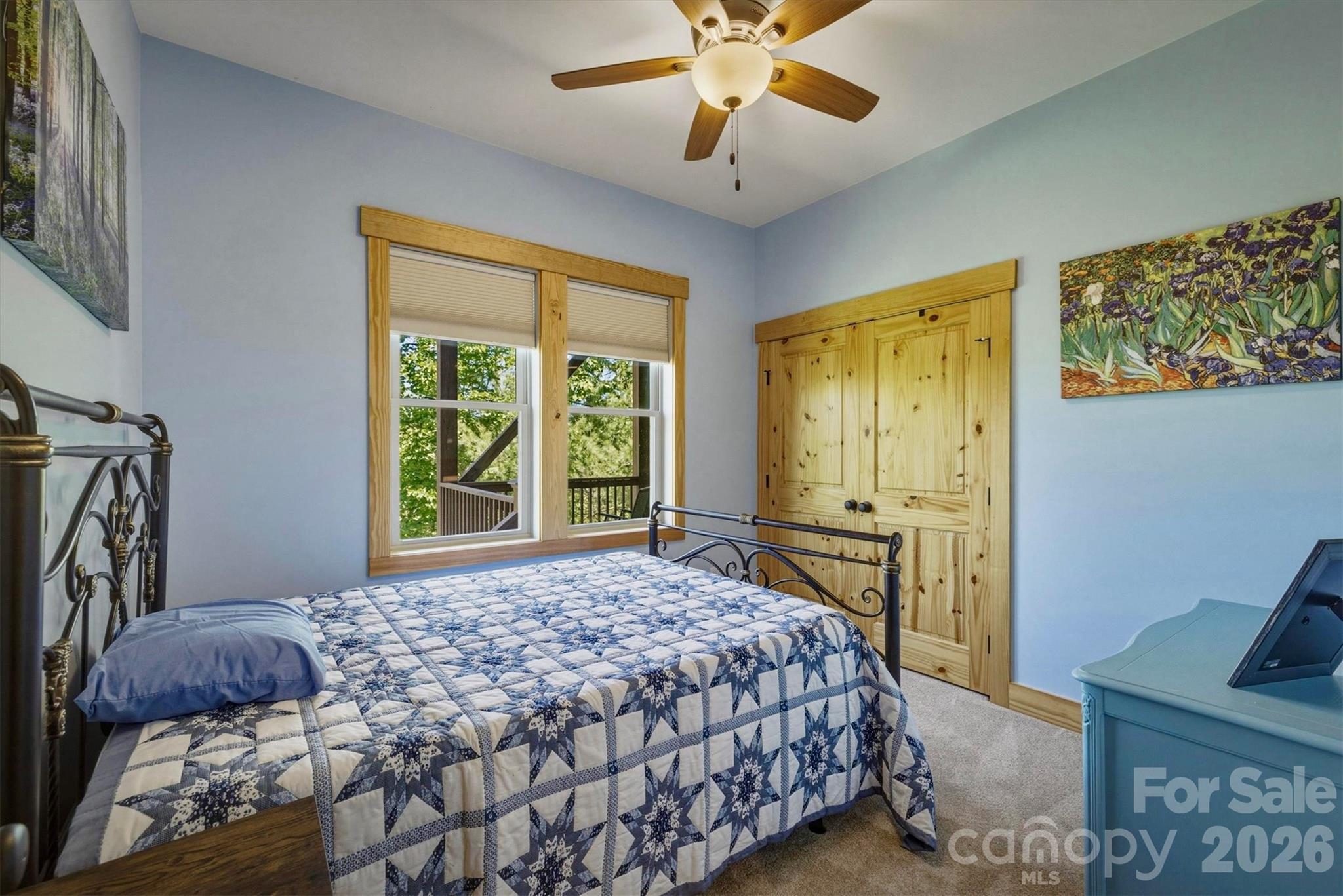 5564 Table View Lane Property Photo 24