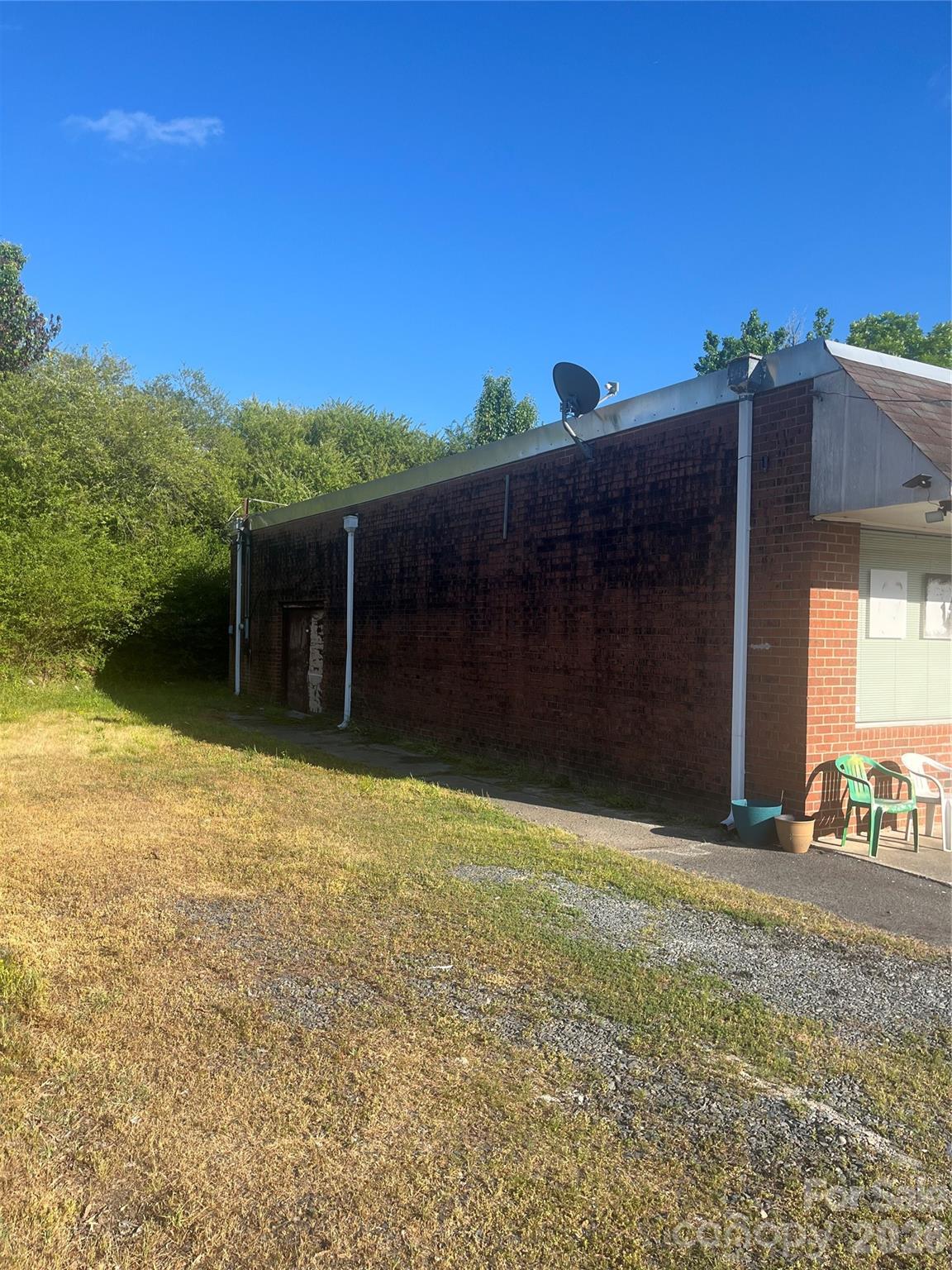 1614 Us 52 Highway Property Photo 5